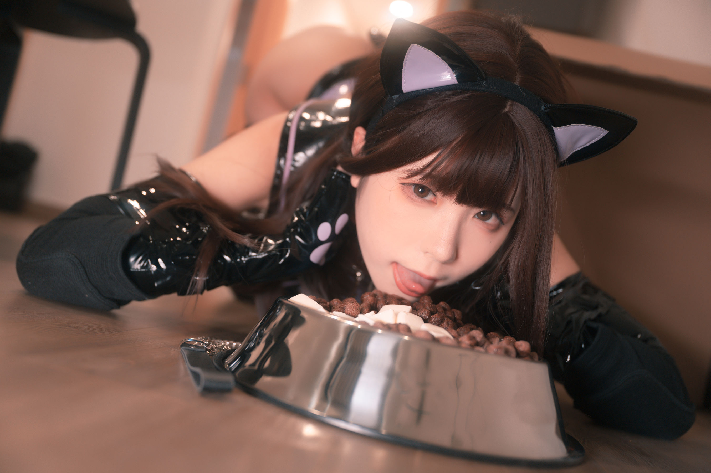 [福利COS] Quan冉有点饿 - 束缚猫猫/(36P)