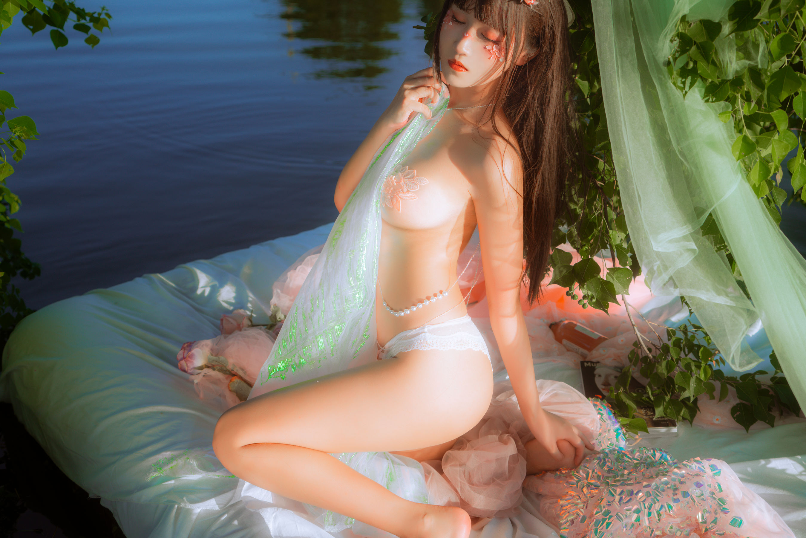 [福利COS] 微博妹子三度_69 - 水边的阿狄丽娜/(32P)