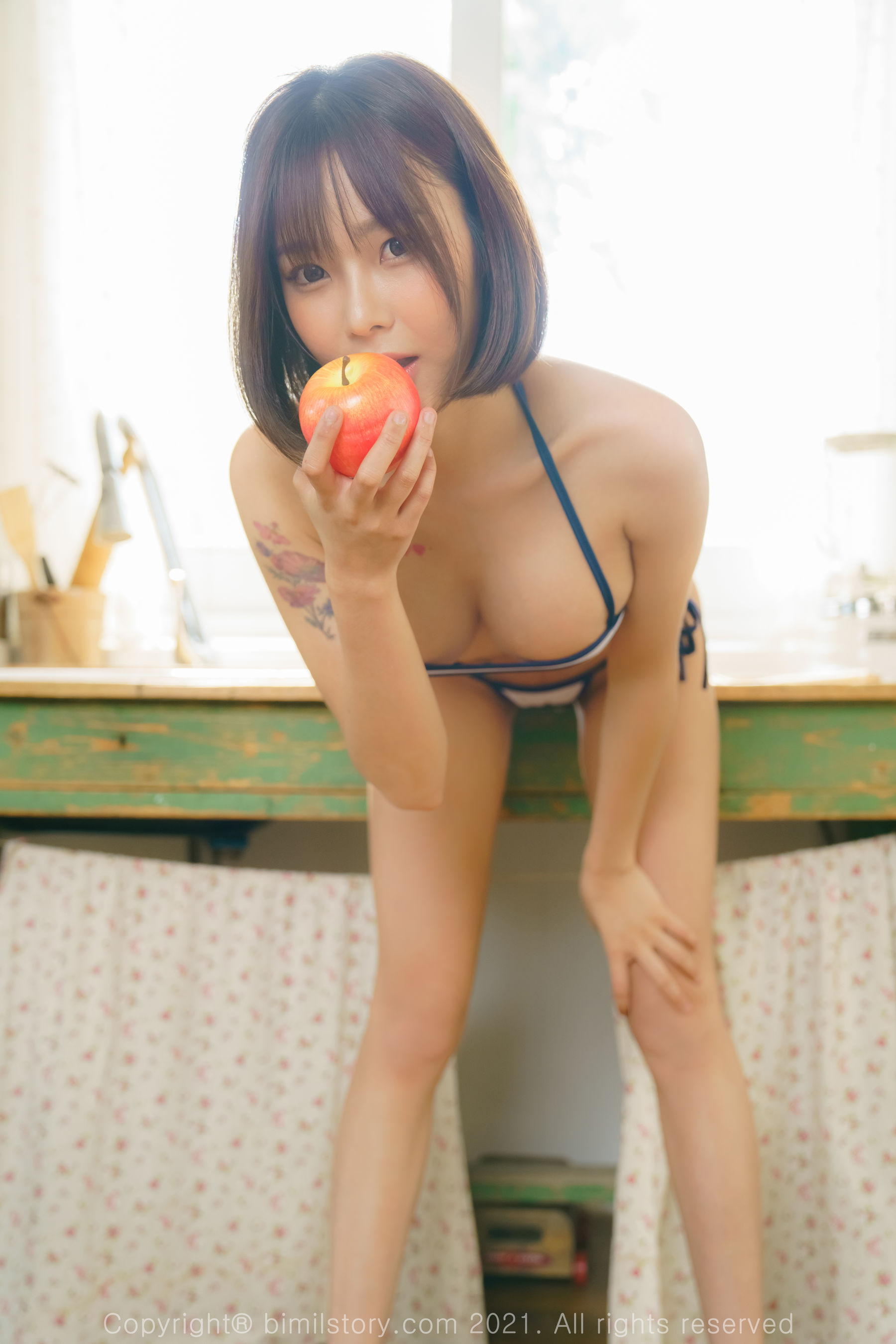 [Bimilstory]  Mina - Vol.10 Bikini Girl's Hot Summer/(73P)