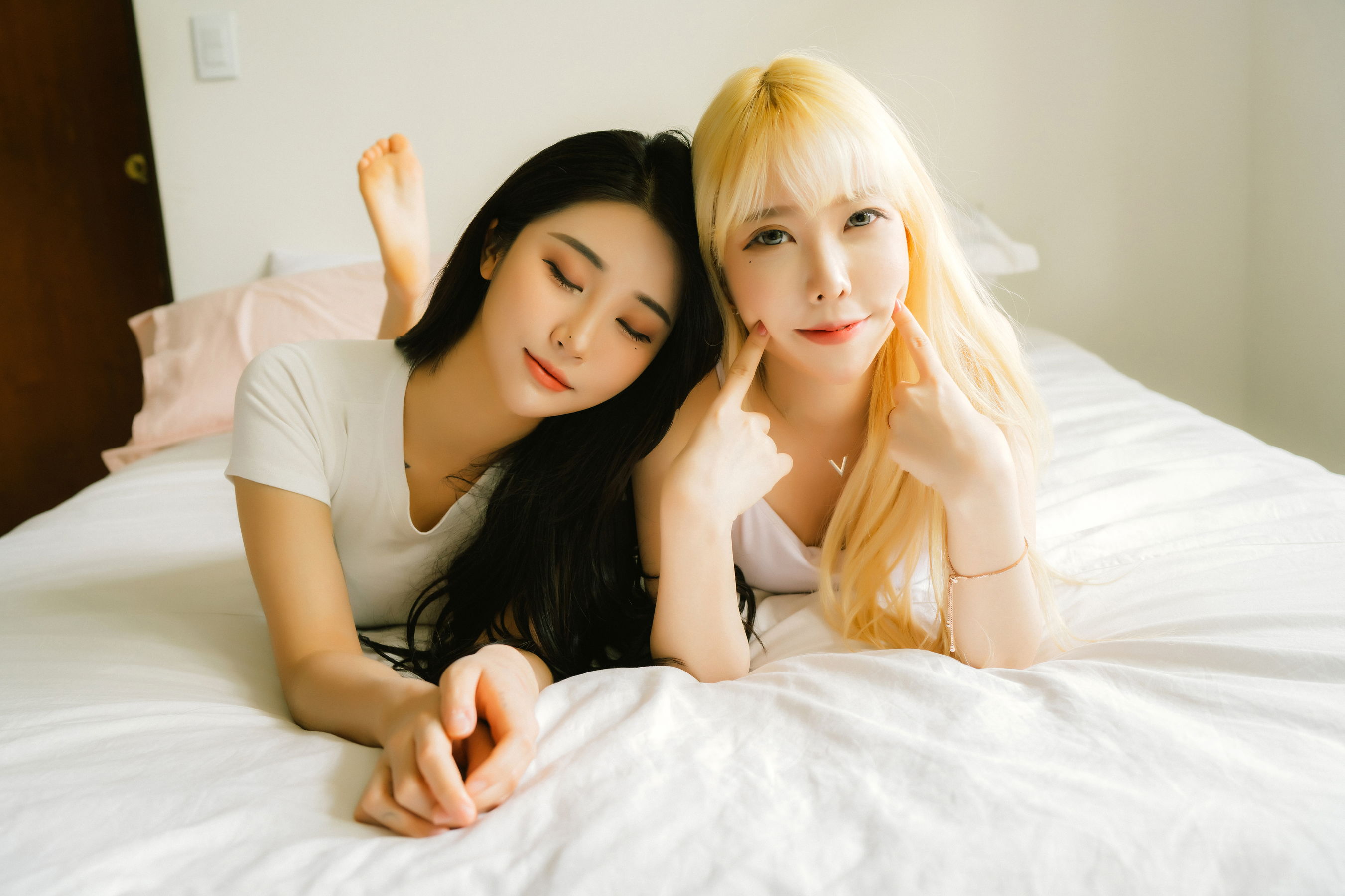 [Moon Night Snap] - Bomi x Zia《Together Vol.02》/(70P)