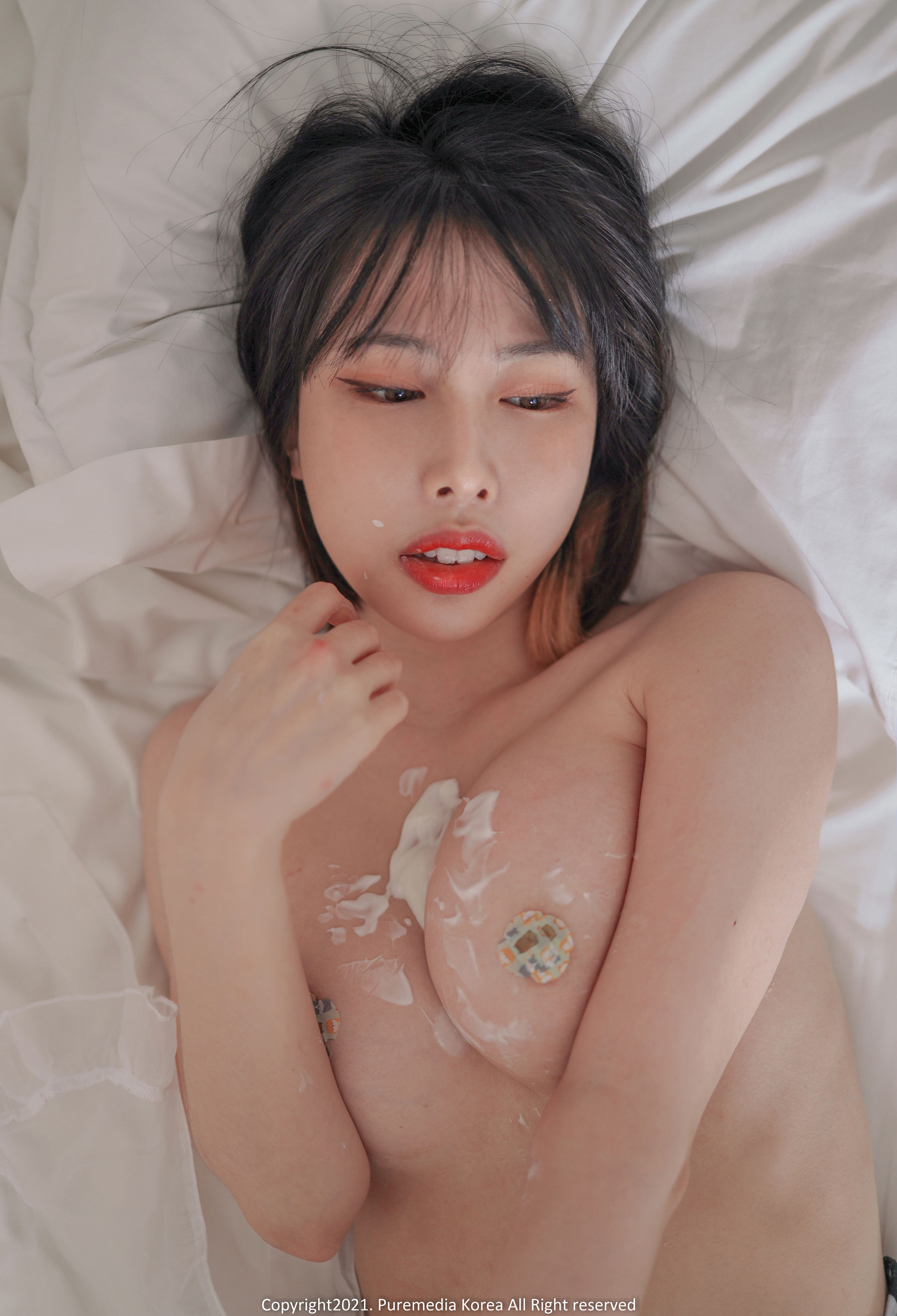 [PURE MEDIA]  Vol.121 - Uhye/(97P)