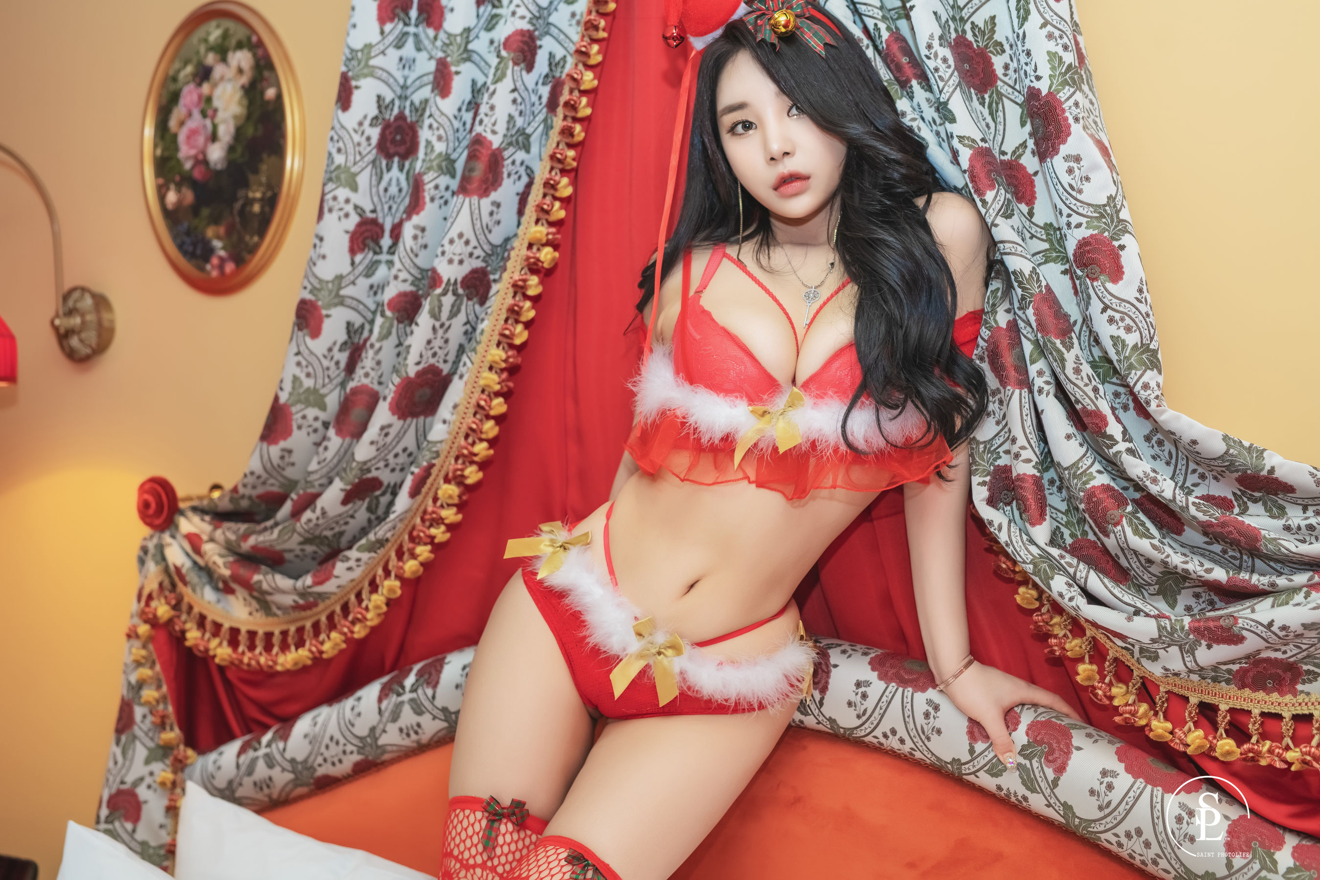 [saintphotolife]  Zzyuri - Merry Xmas/(52P)