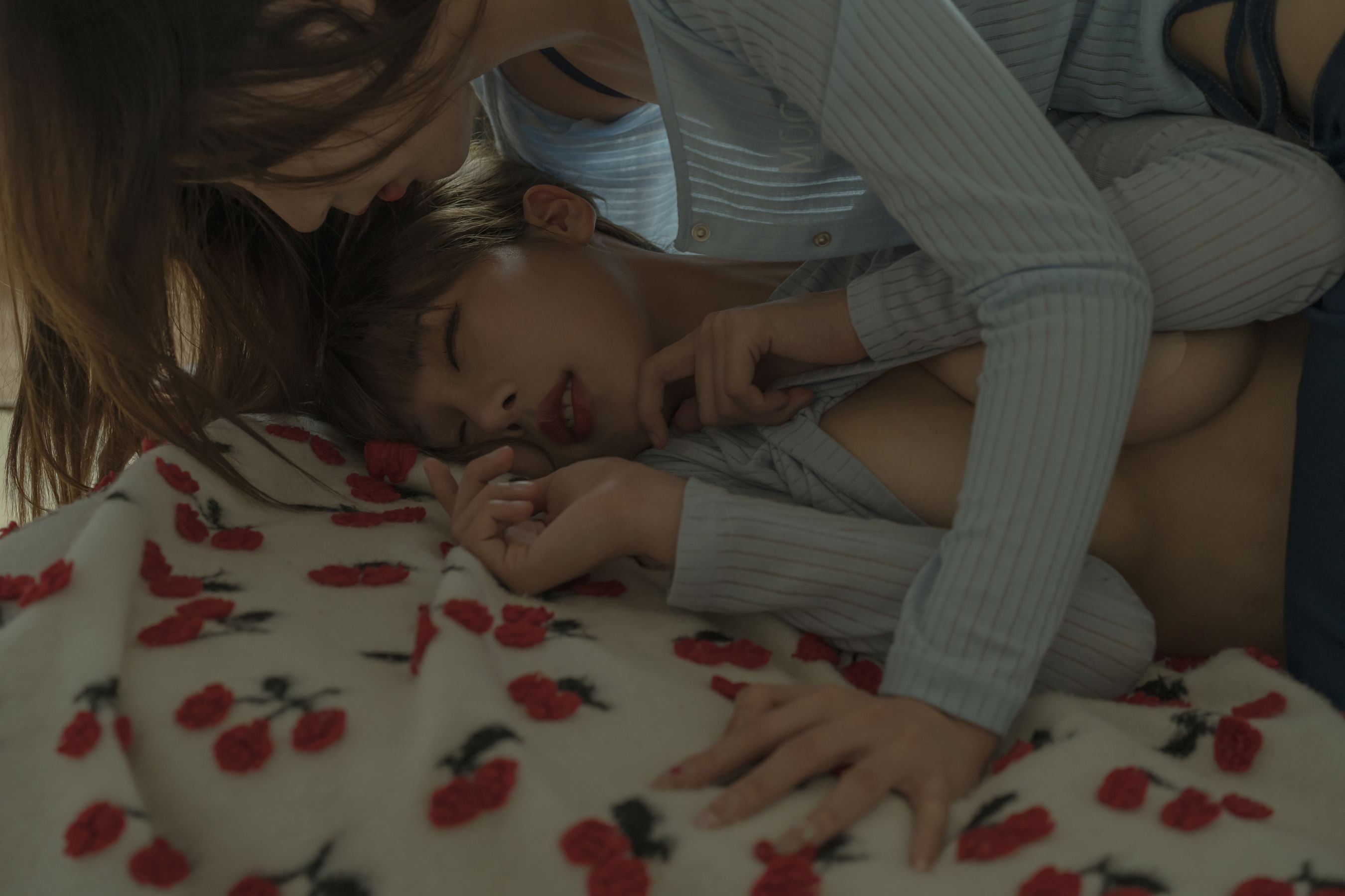 [福利COS] 云溪溪 - 奶桃 日系百合/(60P)