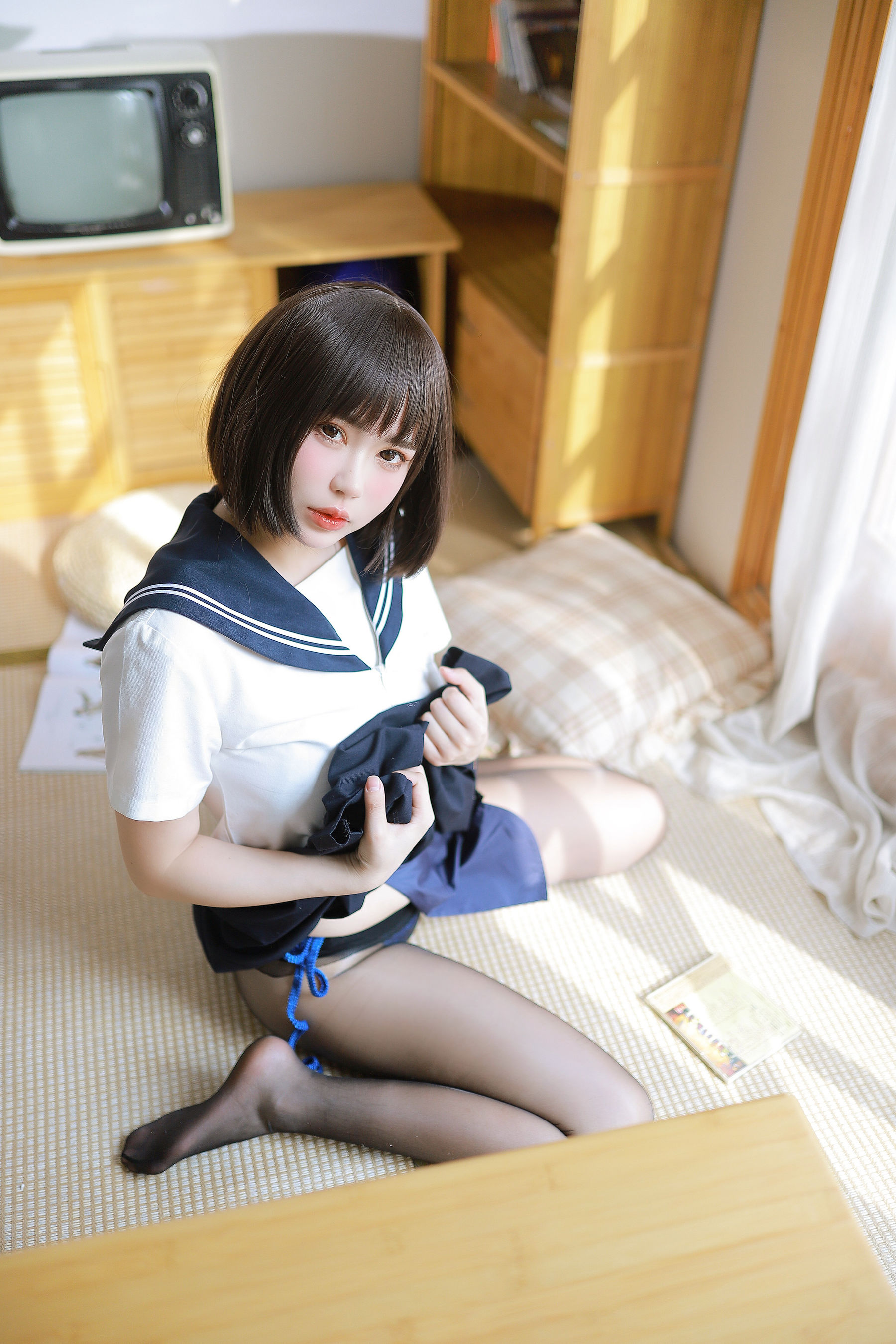 [福利COS] Tina很妖孽呀 - 绳艺JK/(111P)