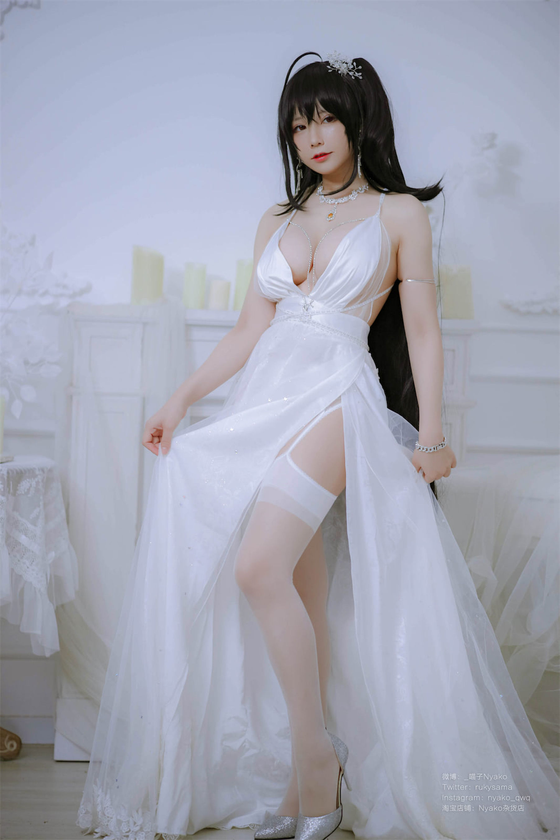 [福利COS] 萌妹子Nyako喵子 - 大凤纯白婚纱/(65P)