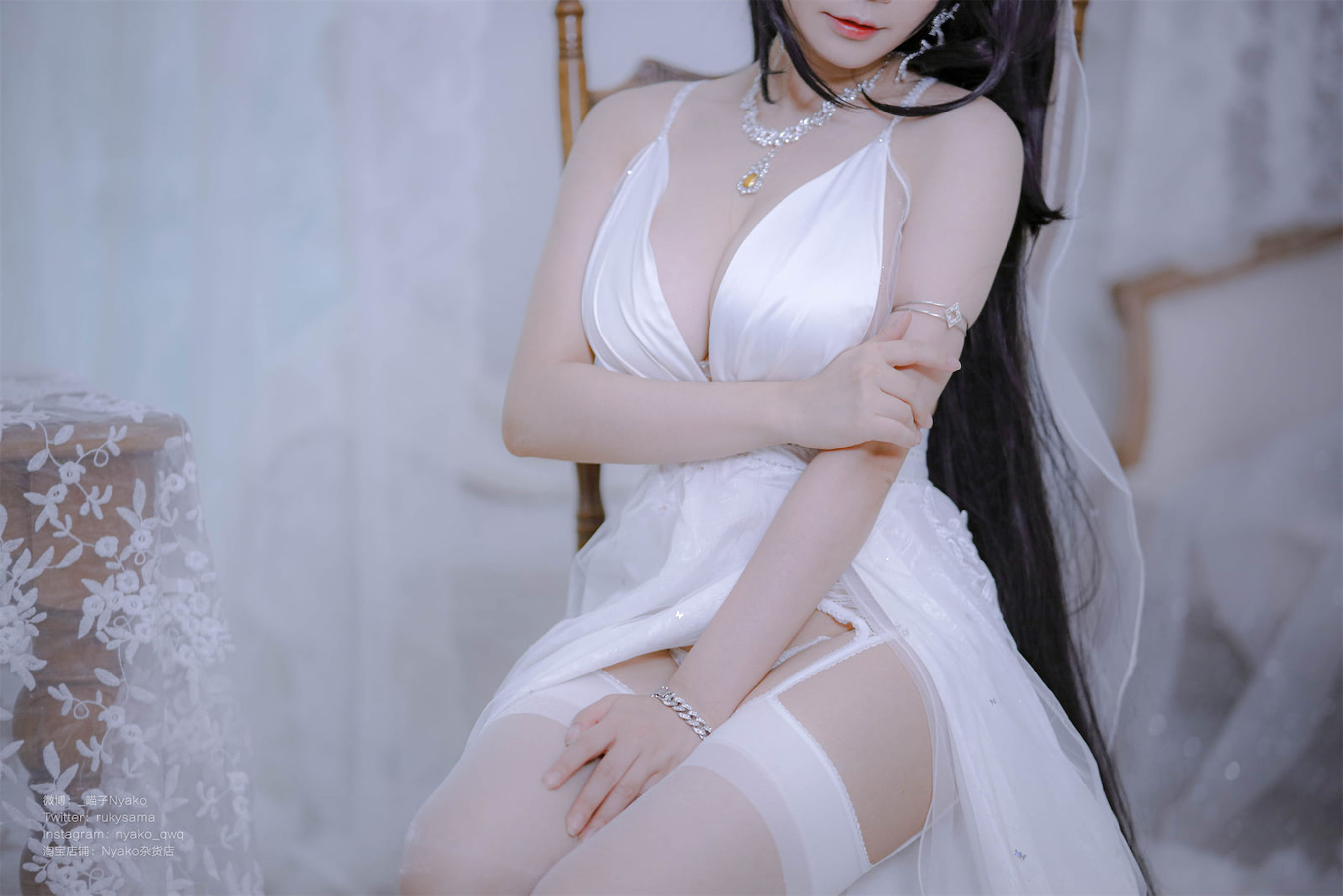 [福利COS] 萌妹子Nyako喵子 - 大凤纯白婚纱/(65P)