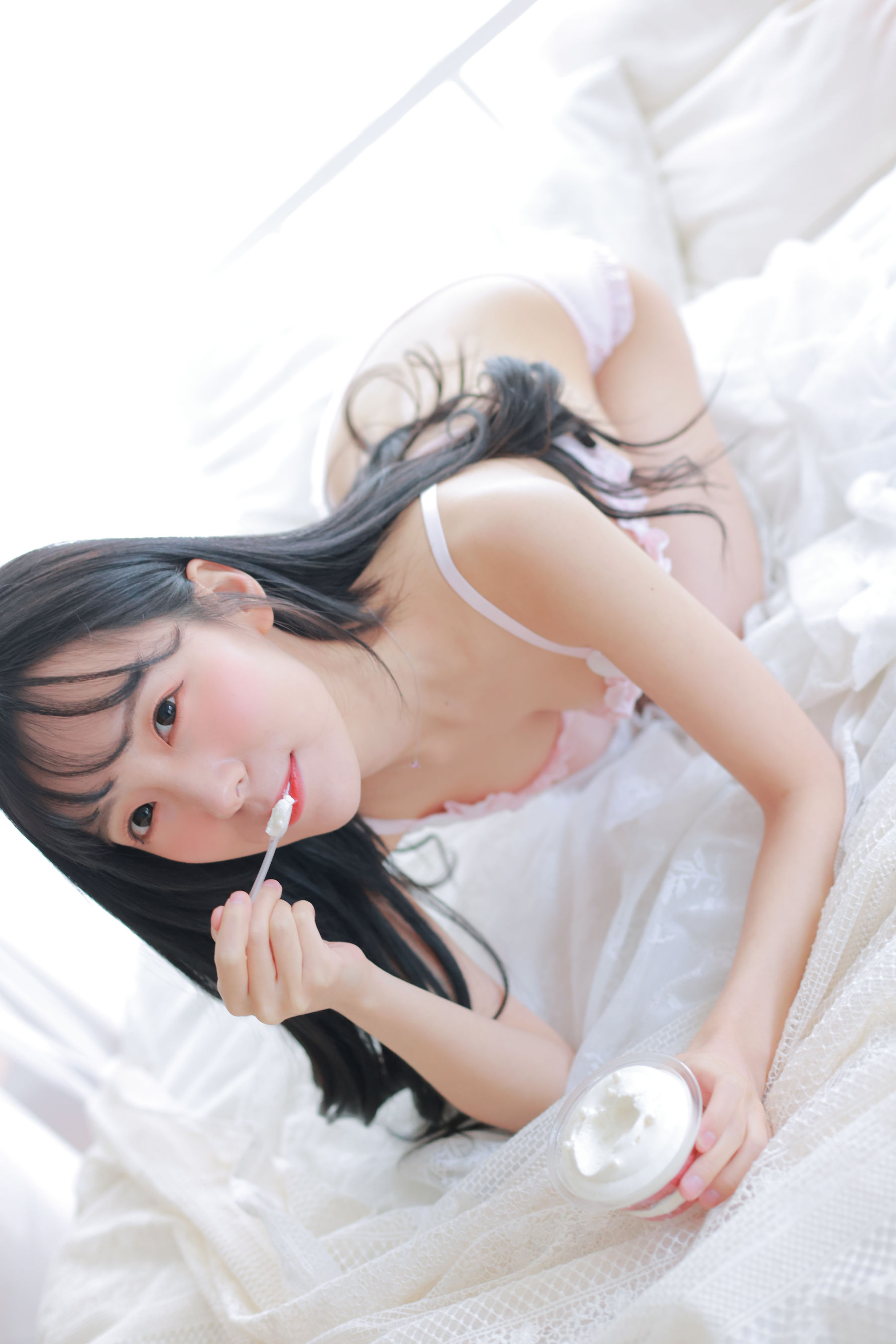 [福利COS] PATREON  Sovely - Housekeeper Photo Set Collection Part 2-2/(73P)