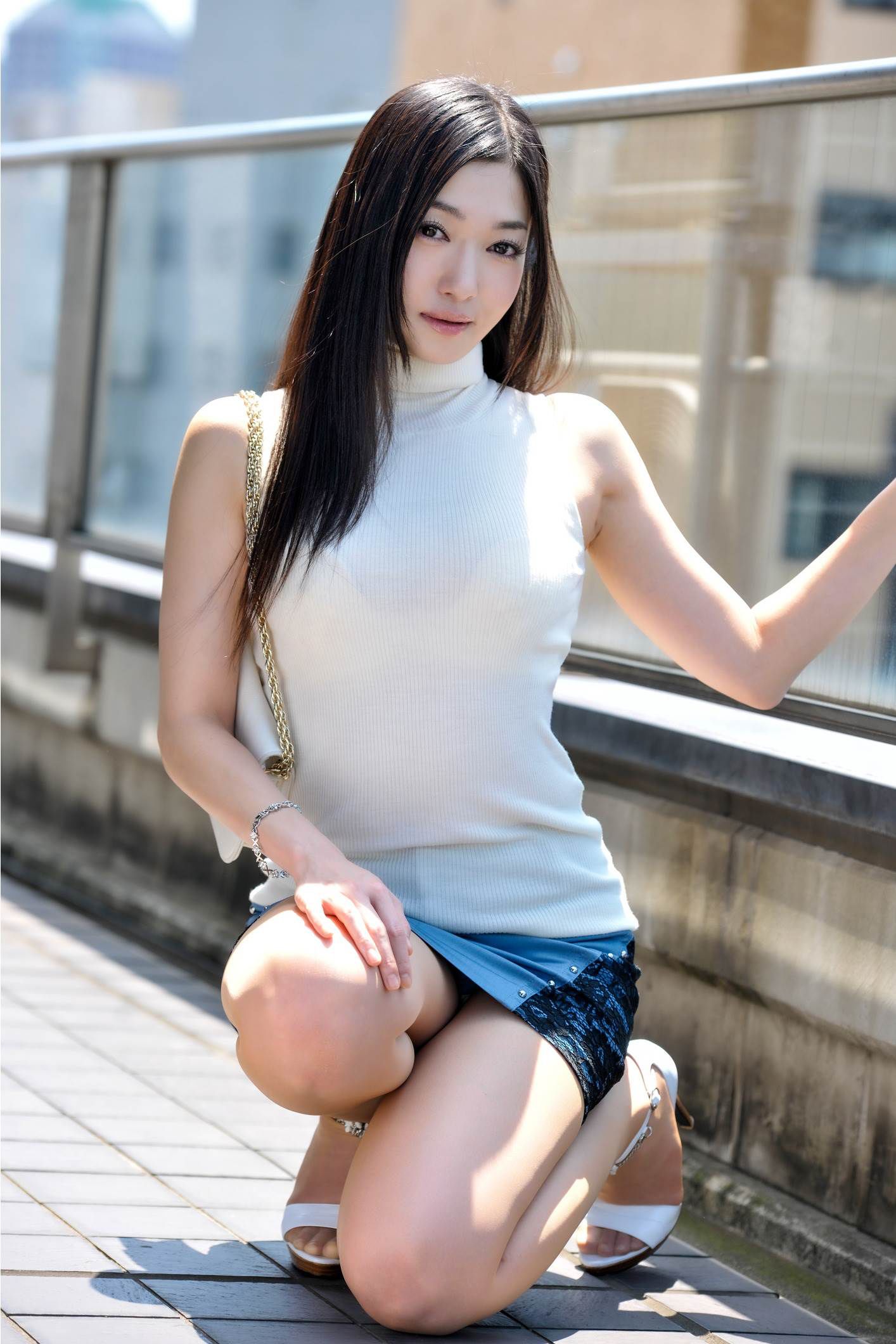 [PB写真集]  Ryu 江波りゅう - Prestige Pose Message 01/(15P)