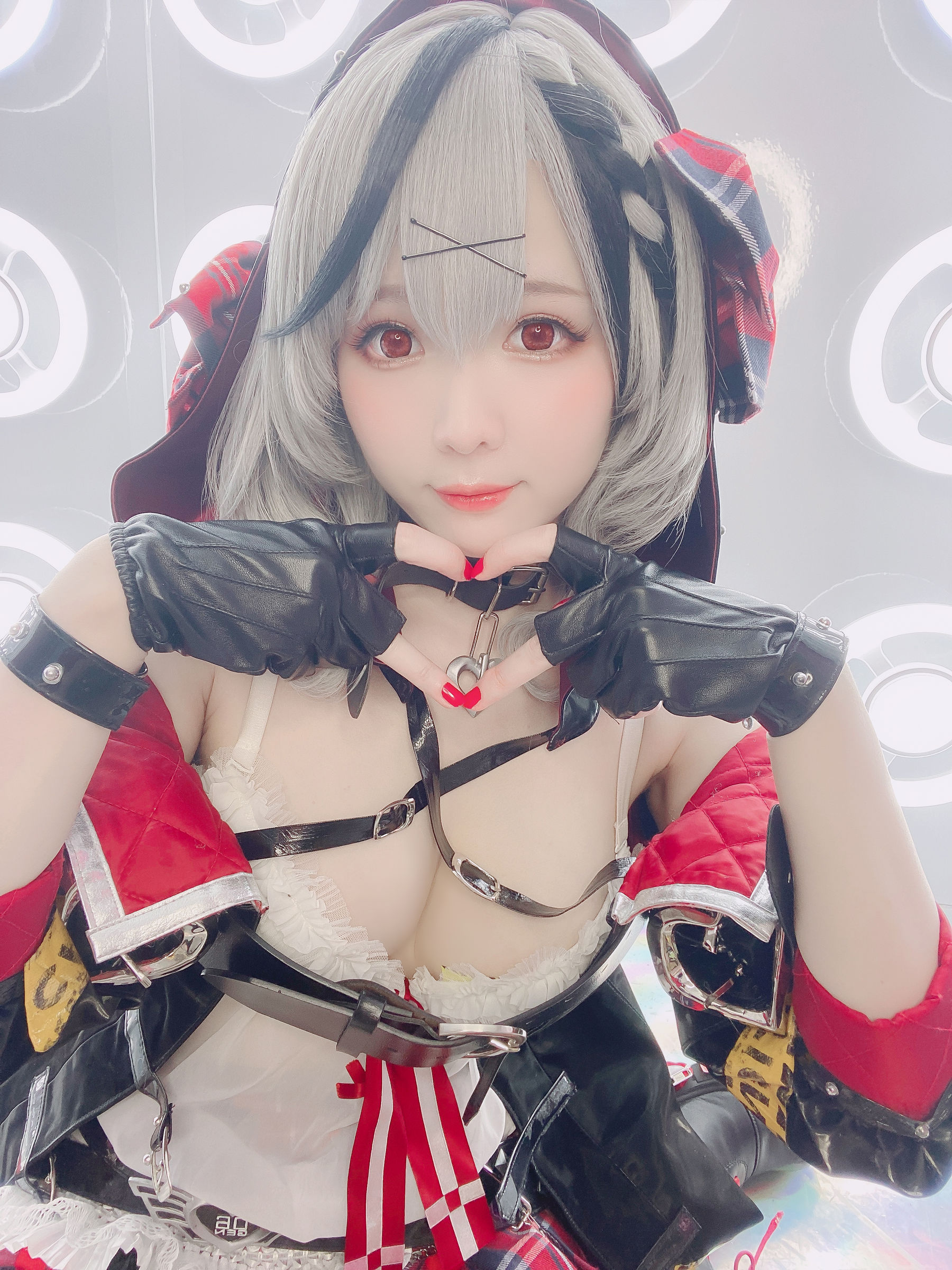 [福利COS] 微博妹纸霜月shimo[fantia] 2022-12-11 沙花叉クロヱちゃん！/(15P)