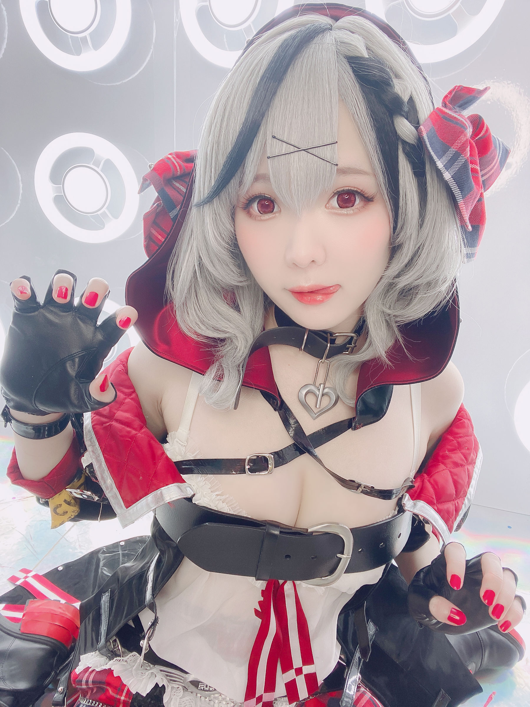 [福利COS] 微博妹纸霜月shimo[fantia] 2022-12-11 沙花叉クロヱちゃん！/(15P)