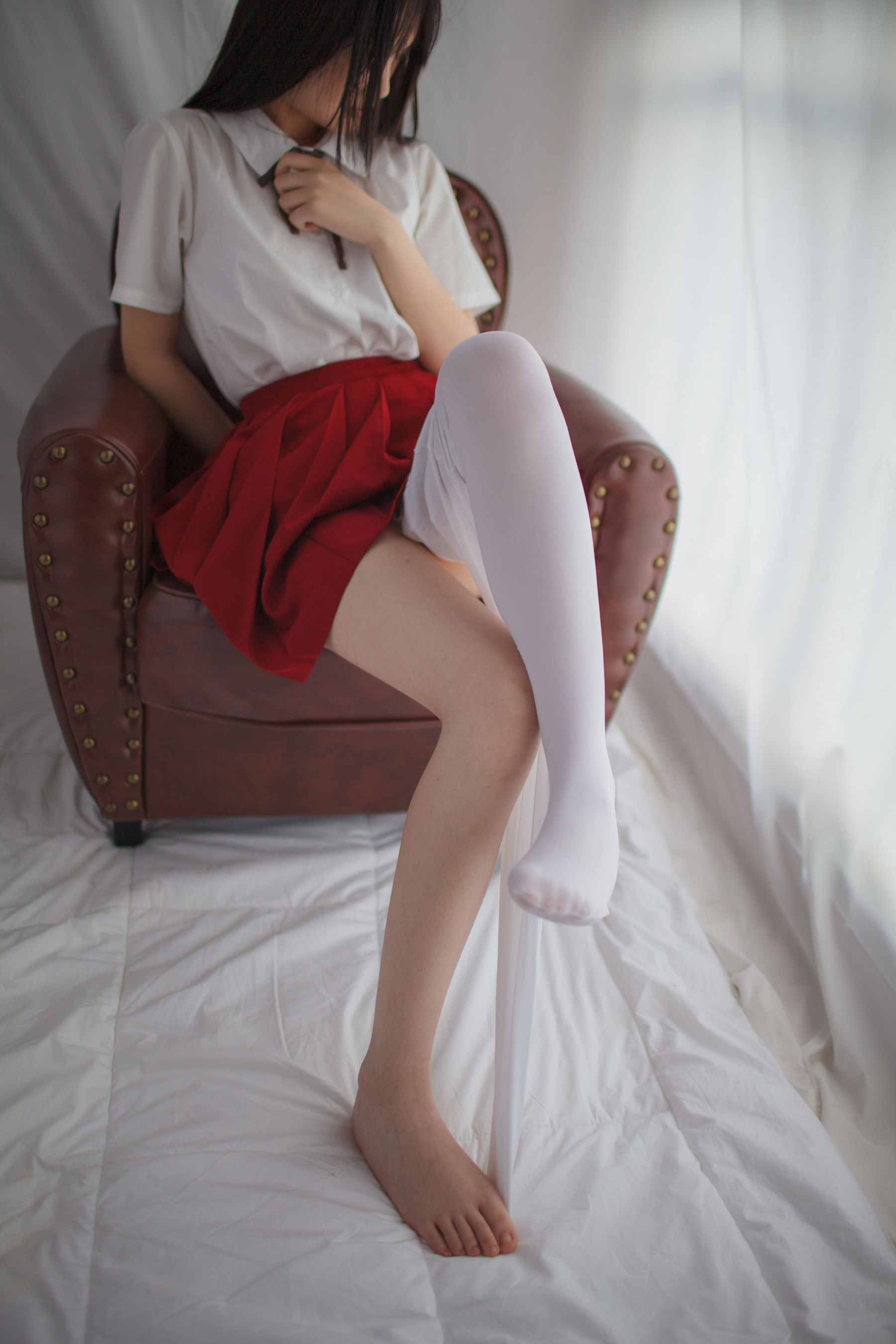 [少女秩序] VOL.004 白丝红裙/(52P)