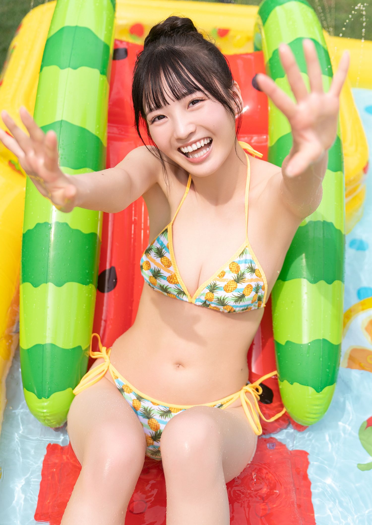 [photobook] 由良ゆら(#よーよーよー)写真集「“Azatoi”Summer Girl」/(51P)