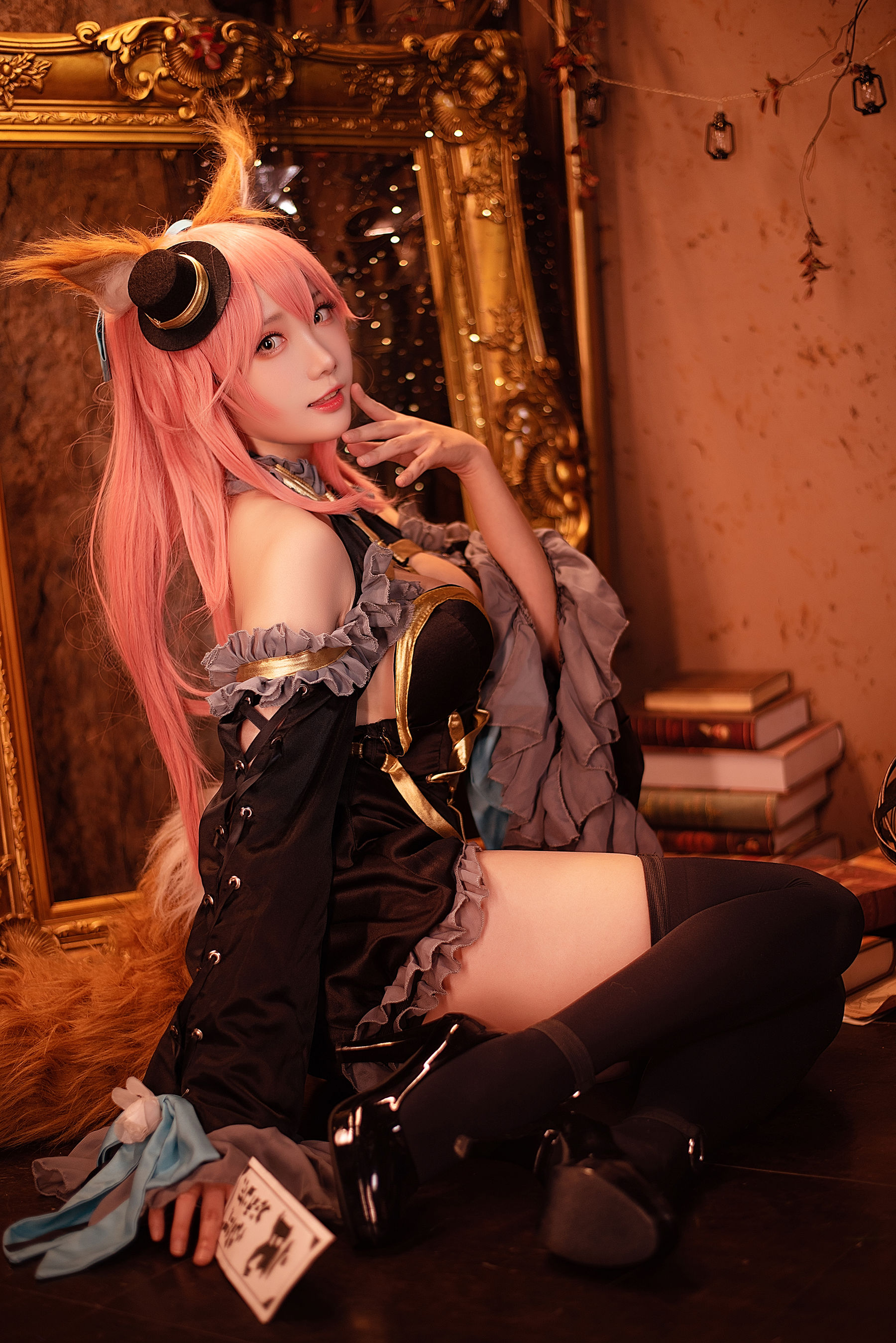 [福利COS] Coser瓜希酱福利 - 玉藻前 漆黑魔术服/(20P)