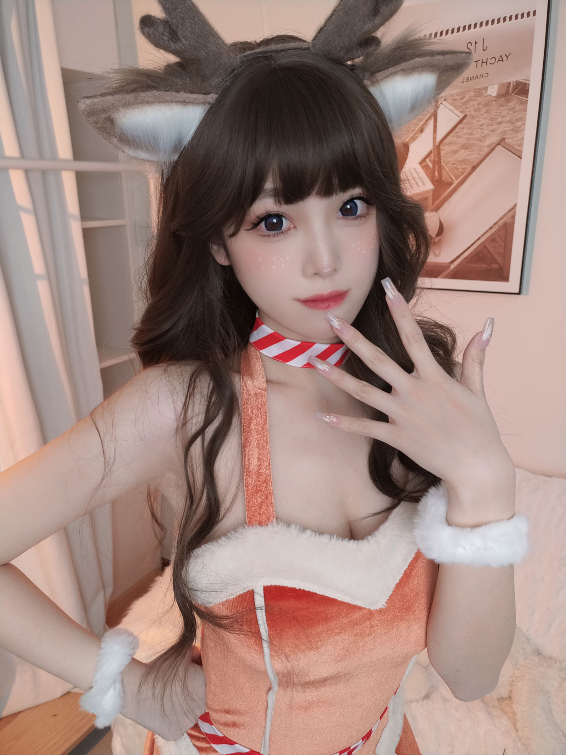 [福利COS] 萌系小姐姐蜜汁猫裘 - 圣诞兔兔&鹿鹿/(37P)