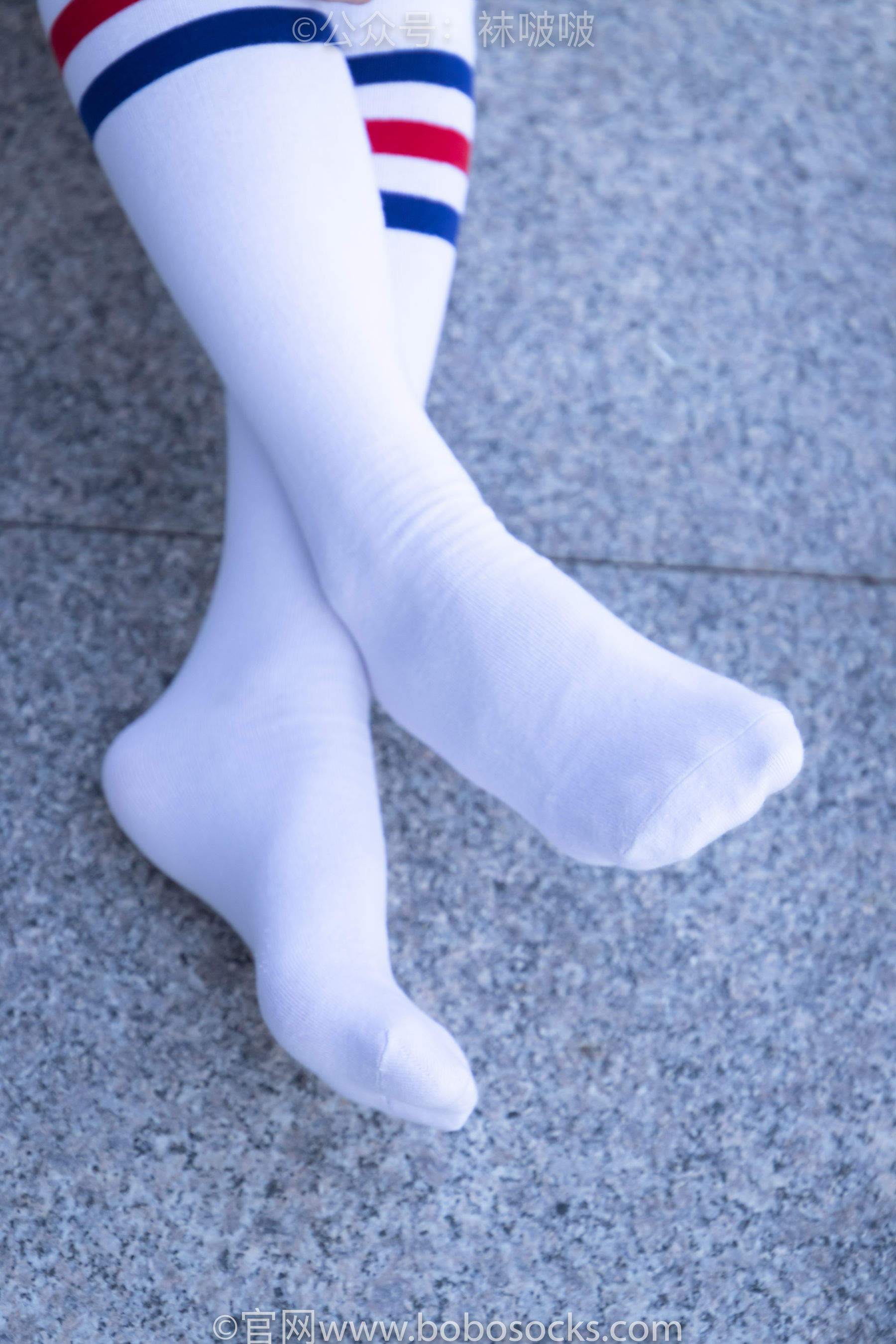 BoBoSocks袜啵啵 No.006 小米-运动鞋、白色小腿袜、裸足/(130P)