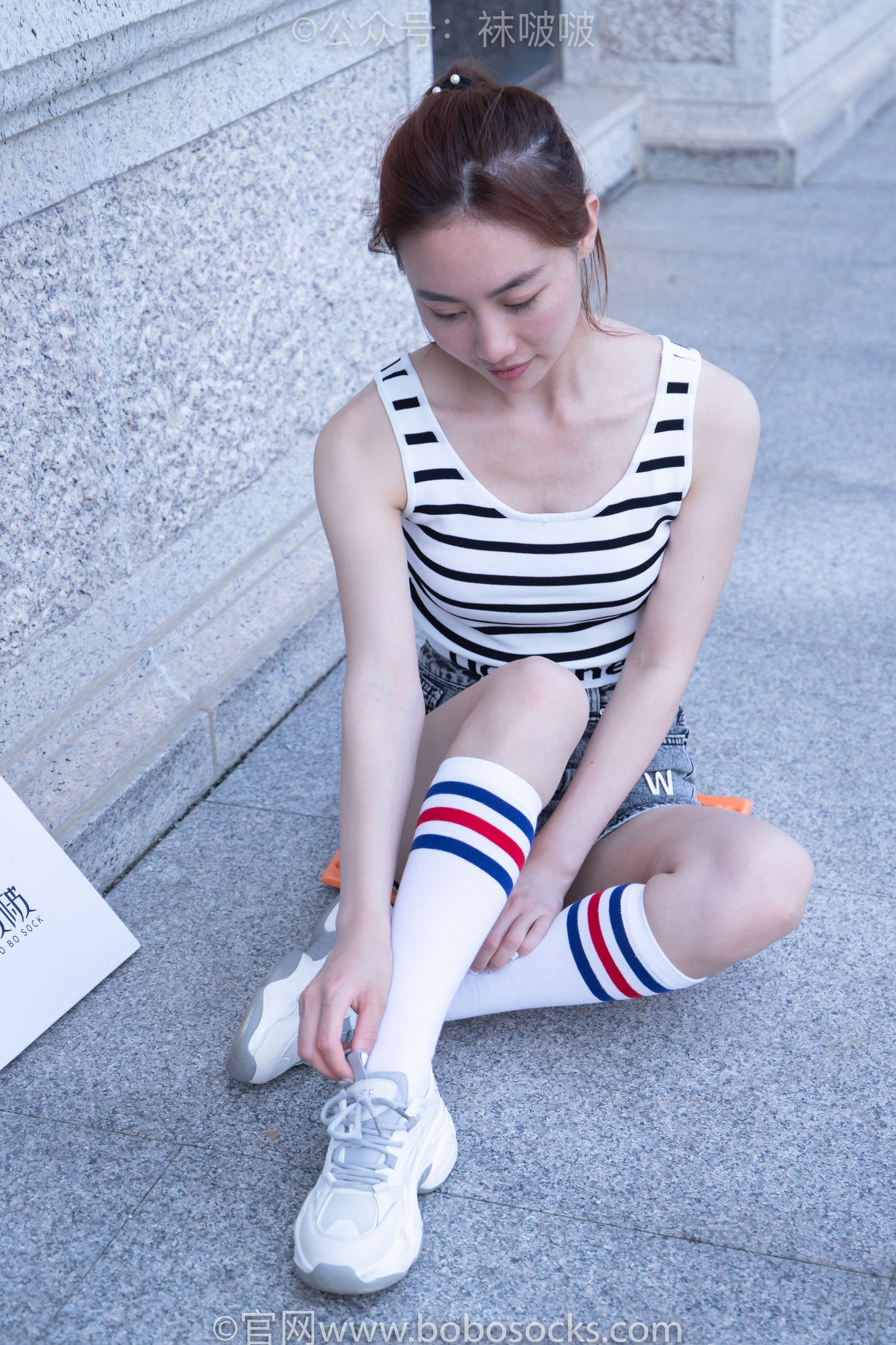 BoBoSocks袜啵啵 No.006 小米-运动鞋、白色小腿袜、裸足/(130P)