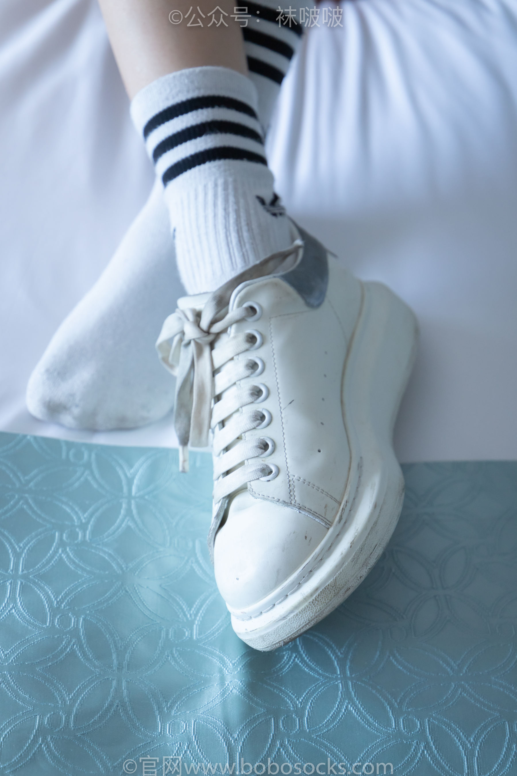 BoBoSocks袜啵啵 No.003 果冻-麦昆鞋、白色脏棉袜/(133P)