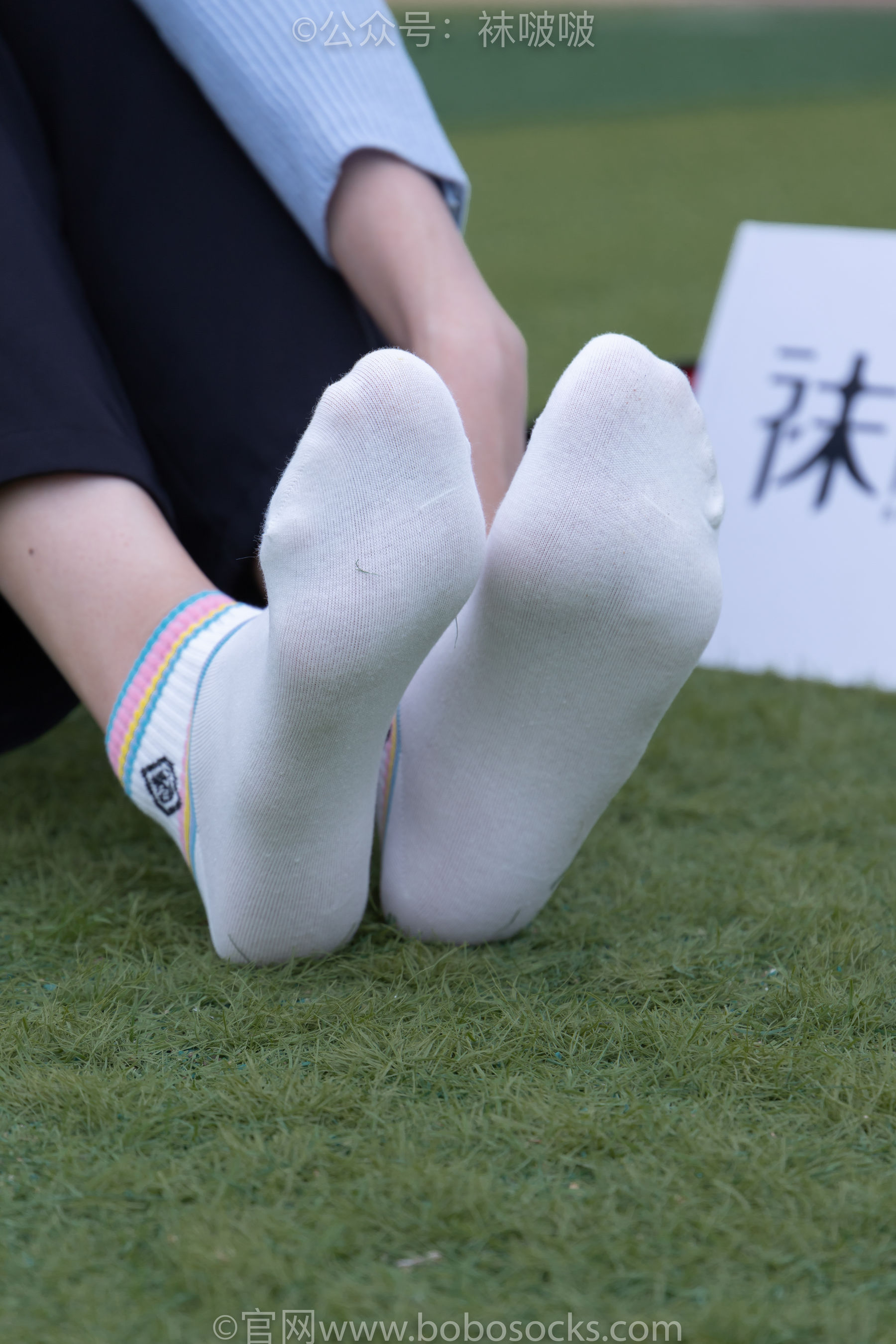 BoBoSocks袜啵啵 No.021 泡芙-板鞋、白棉袜、裸足/(131P)