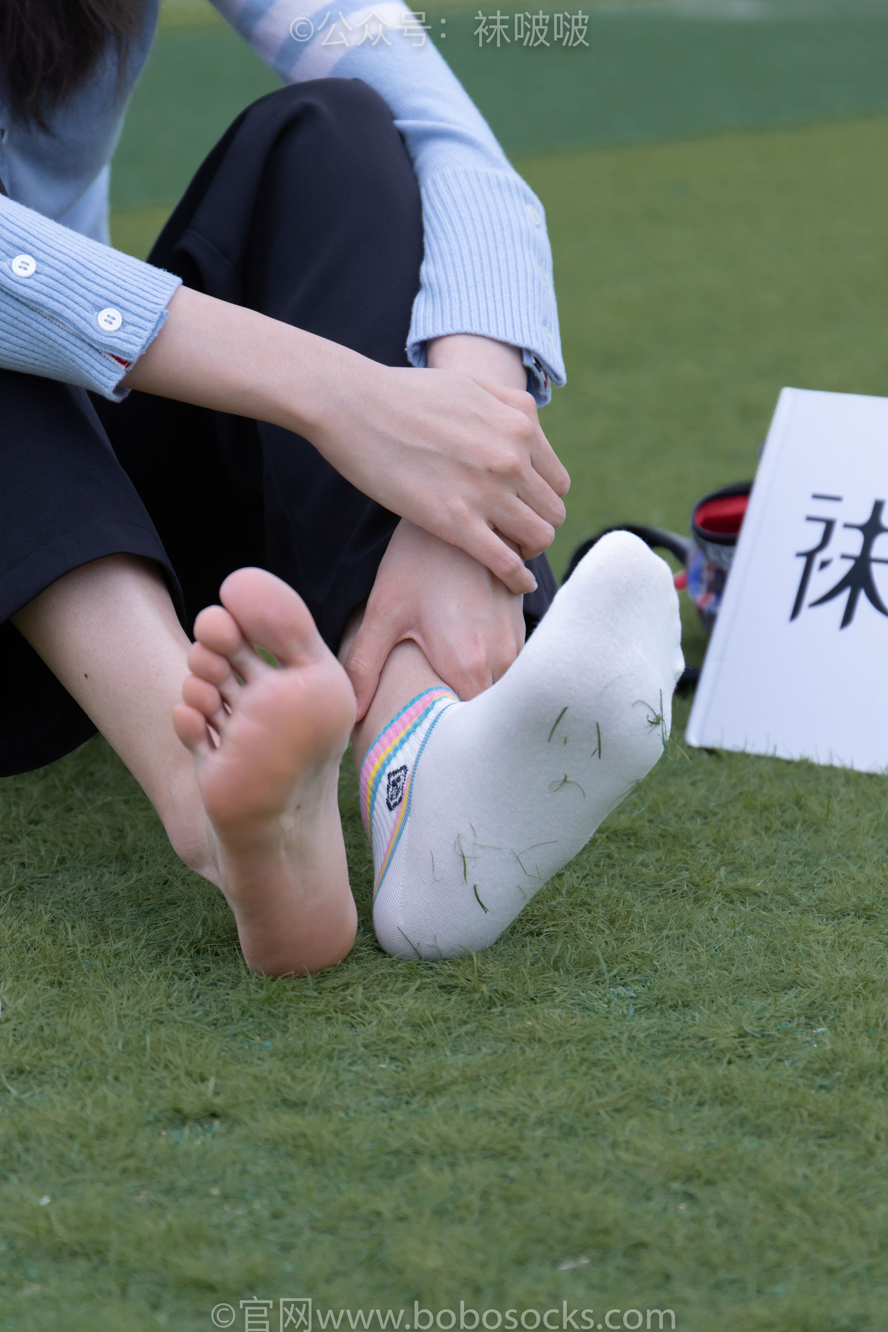 BoBoSocks袜啵啵 No.021 泡芙-板鞋、白棉袜、裸足/(131P)