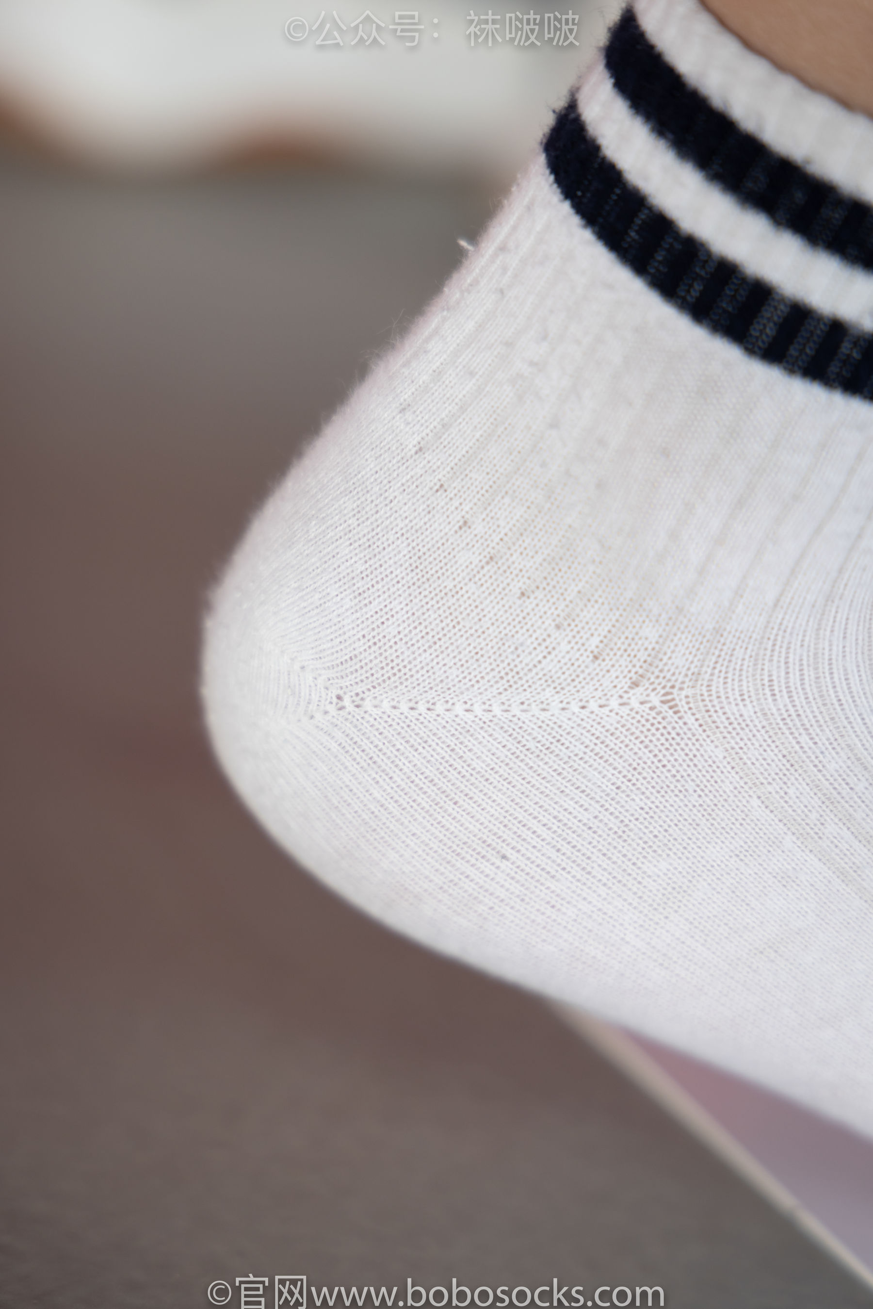 BoBoSocks袜啵啵 No.018 木木-运动鞋、白棉袜、裸足/(136P)