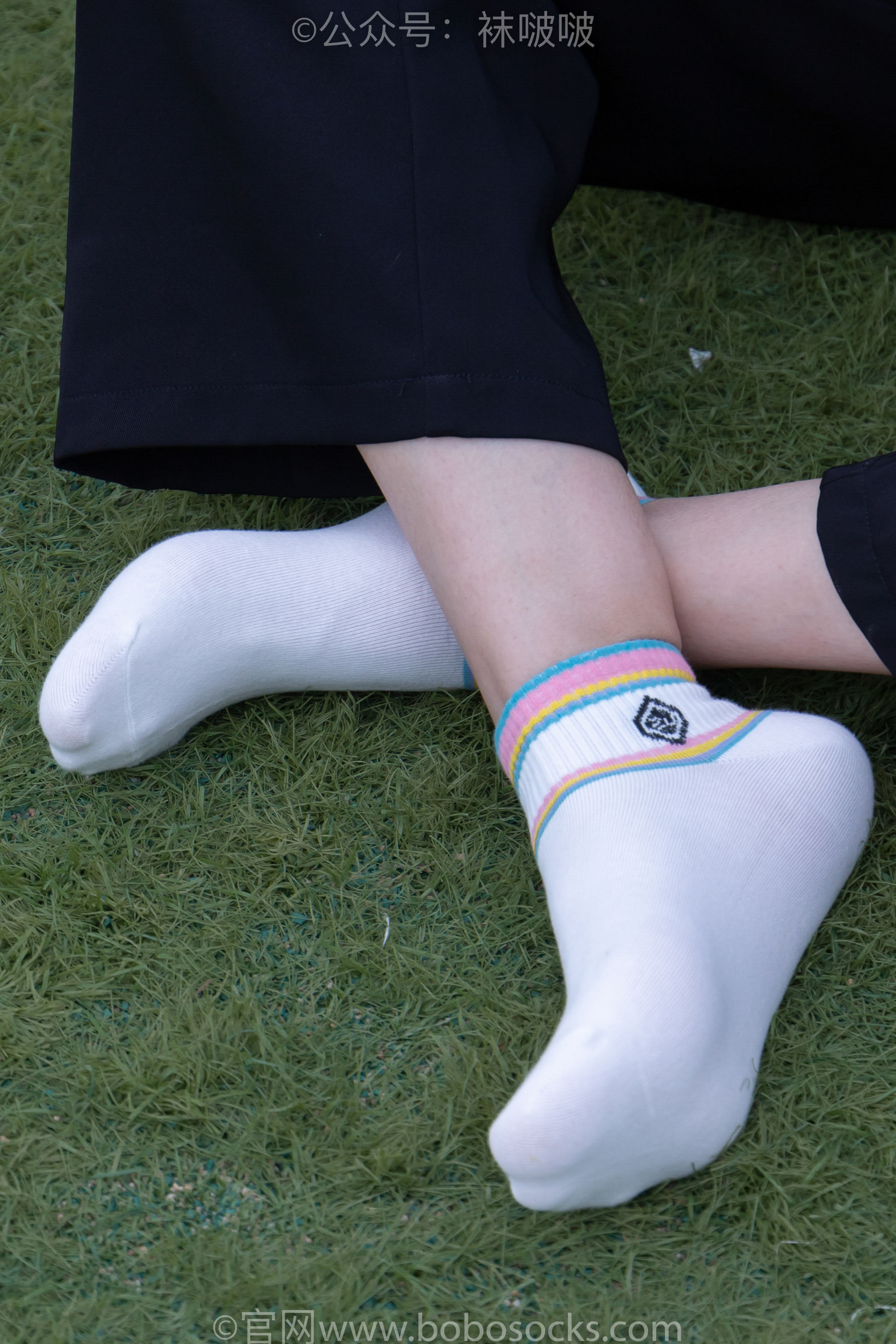 BoBoSocks袜啵啵 No.021 泡芙-板鞋、白棉袜、裸足/(131P)