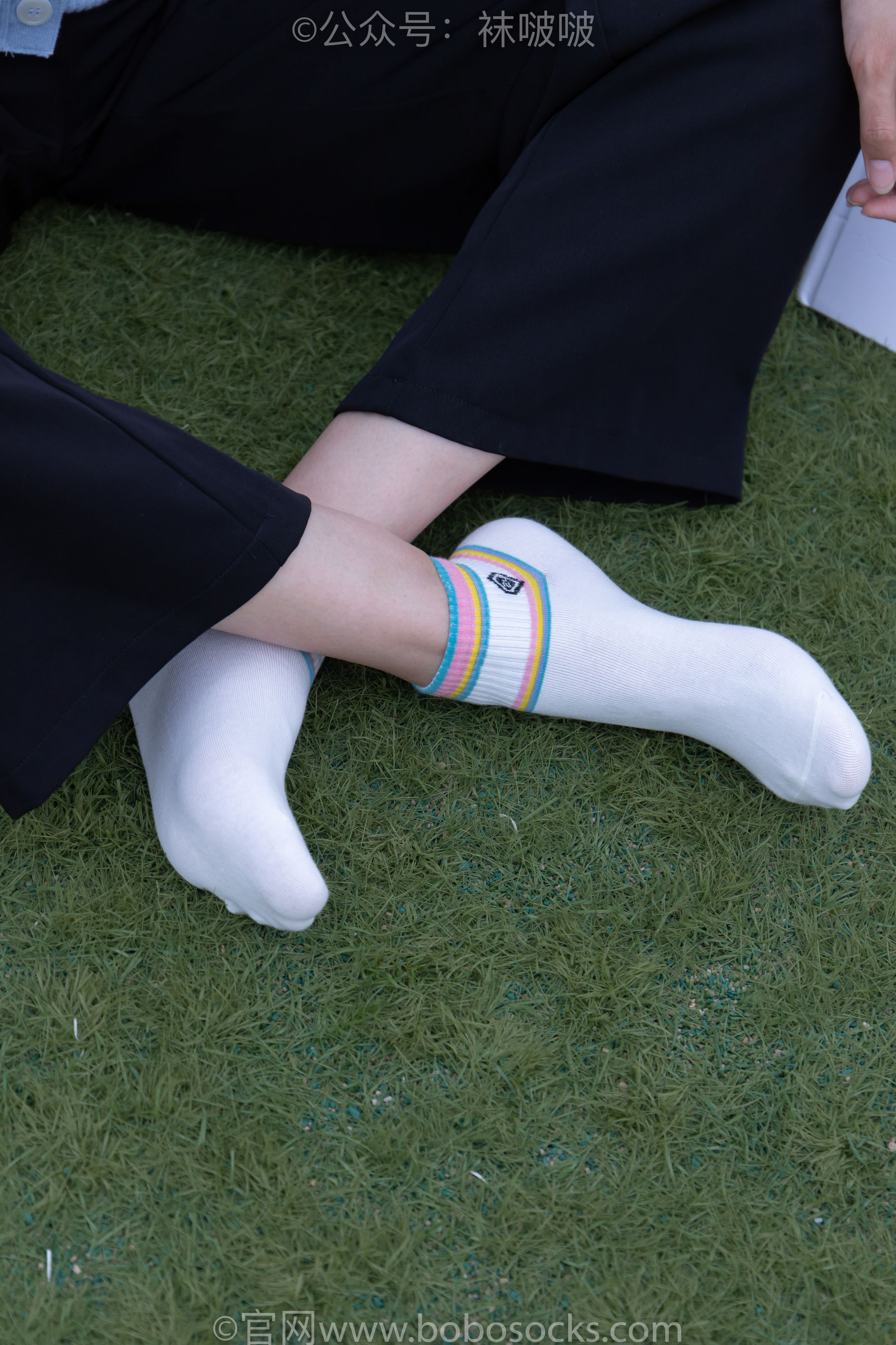 BoBoSocks袜啵啵 No.021 泡芙-板鞋、白棉袜、裸足/(131P)