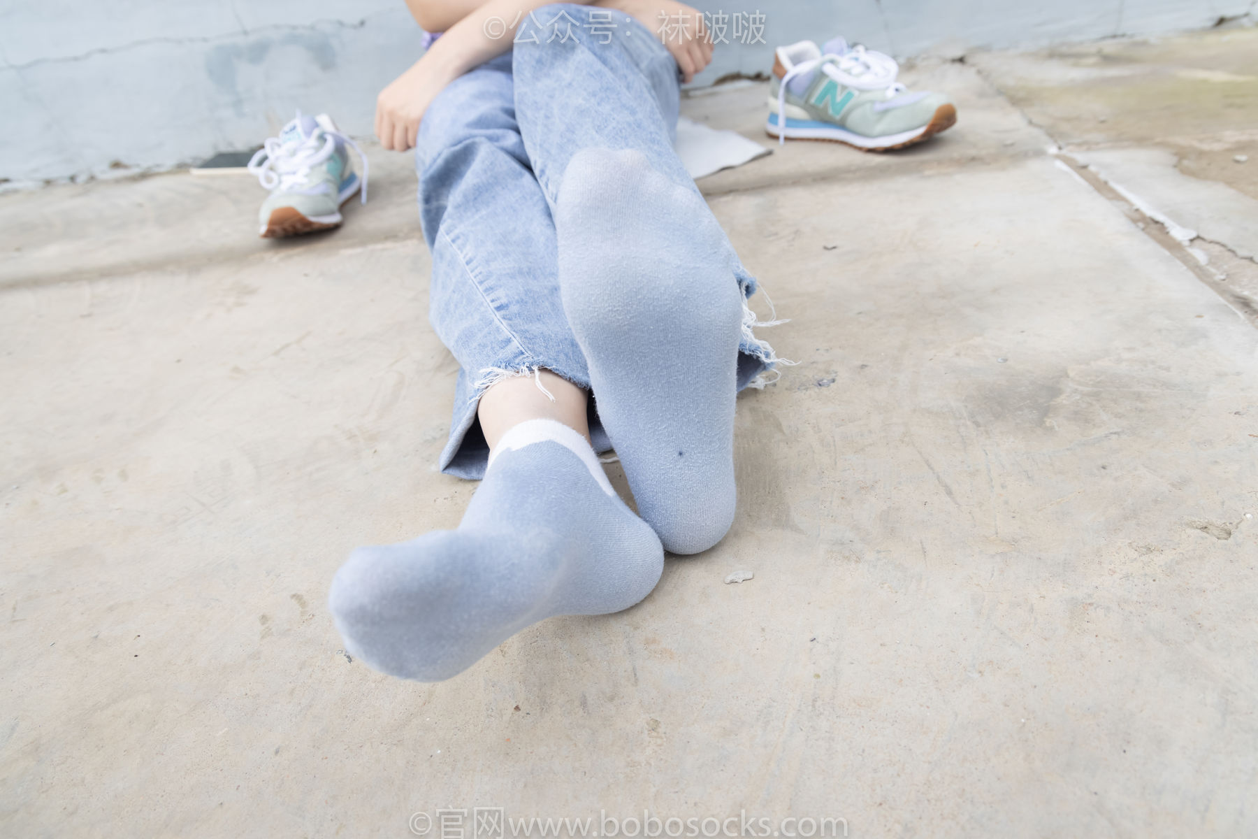 BoBoSocks袜啵啵 No.020 熊熊-NB运动鞋、蓝色短棉袜、裸足/(150P)