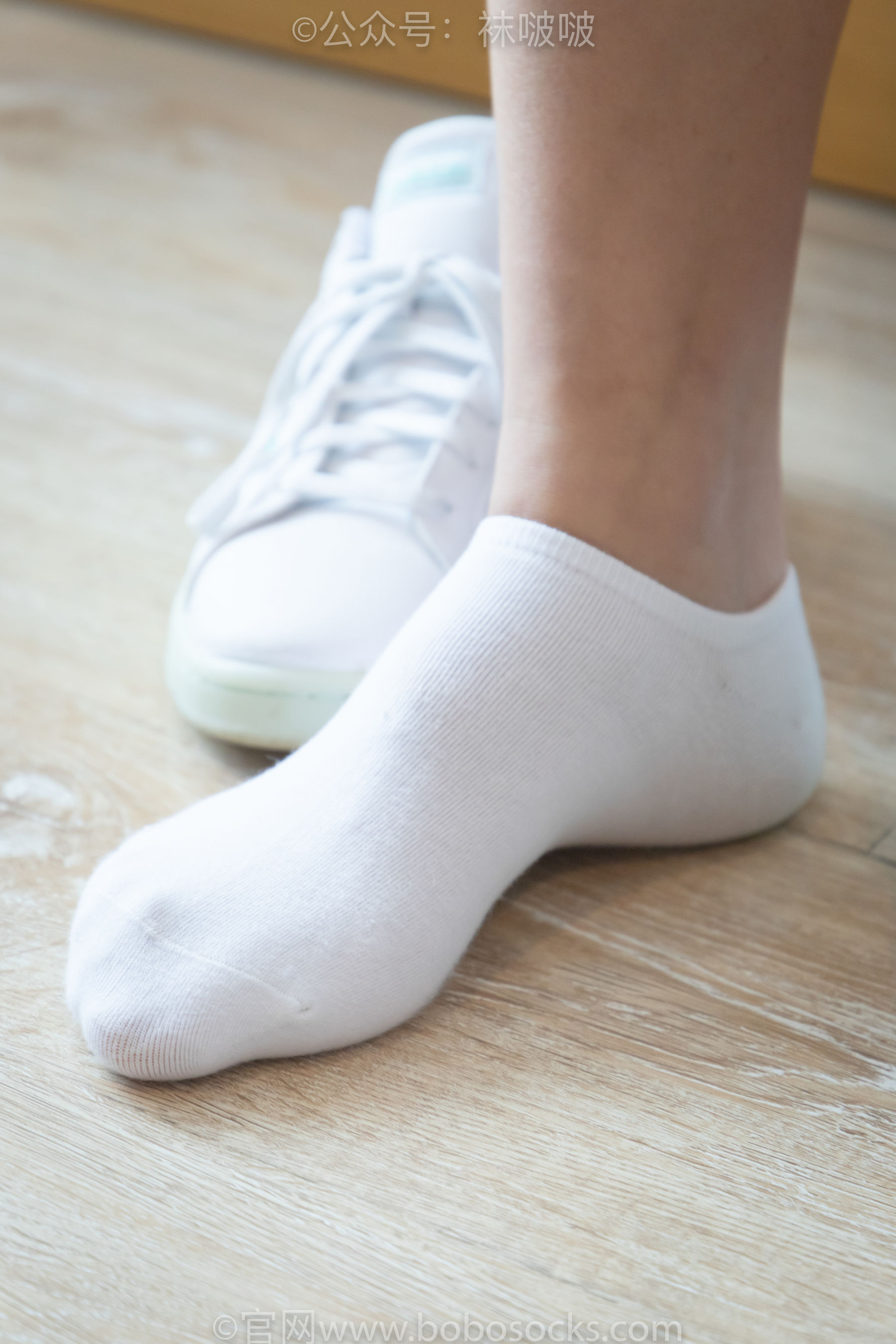 BoBoSocks袜啵啵 No.024 涵涵-板鞋、白棉袜、裸足/(134P)