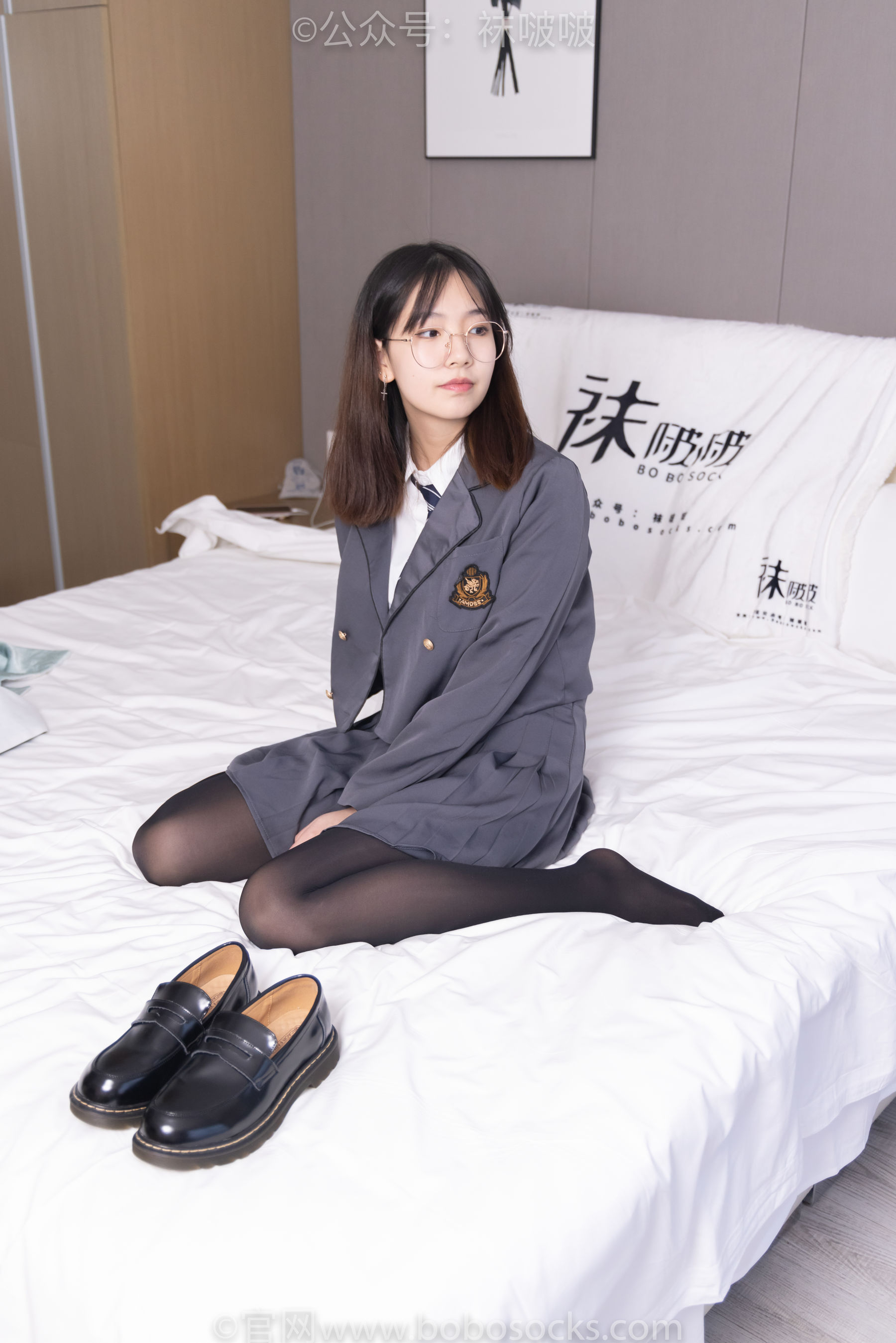 BoBoSocks袜啵啵 No.060 小甜豆-JK制服、皮鞋、厚黑丝/(131P)