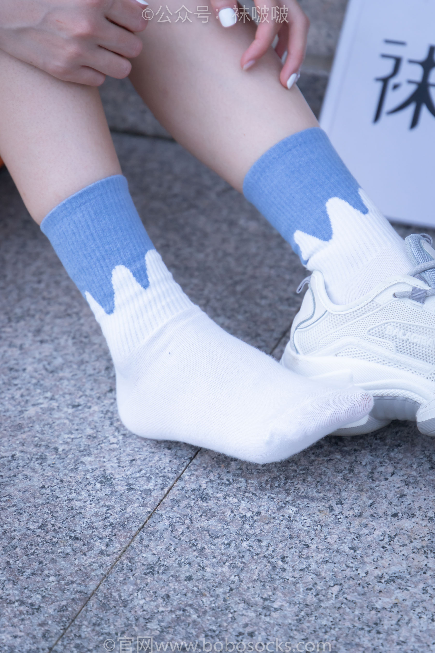 BoBoSocks袜啵啵 No.028 小米-运动鞋、白棉袜、裸足/(133P)