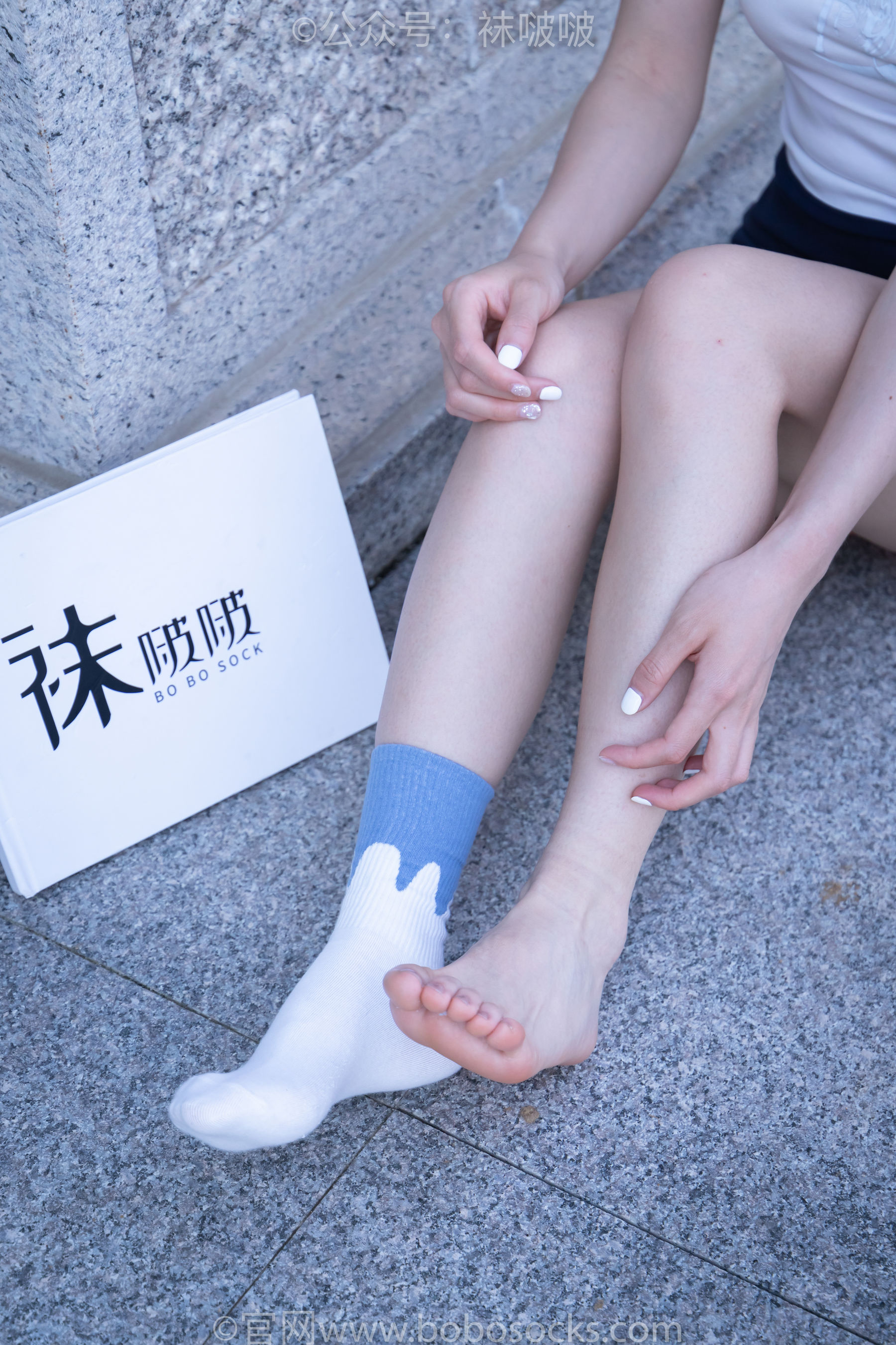 BoBoSocks袜啵啵 No.028 小米-运动鞋、白棉袜、裸足/(133P)