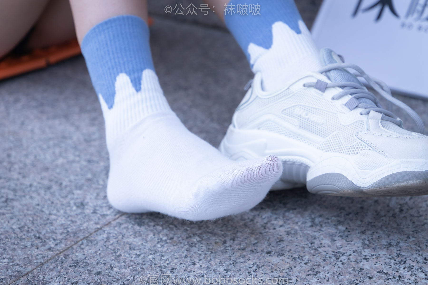 BoBoSocks袜啵啵 No.028 小米-运动鞋、白棉袜、裸足/(133P)