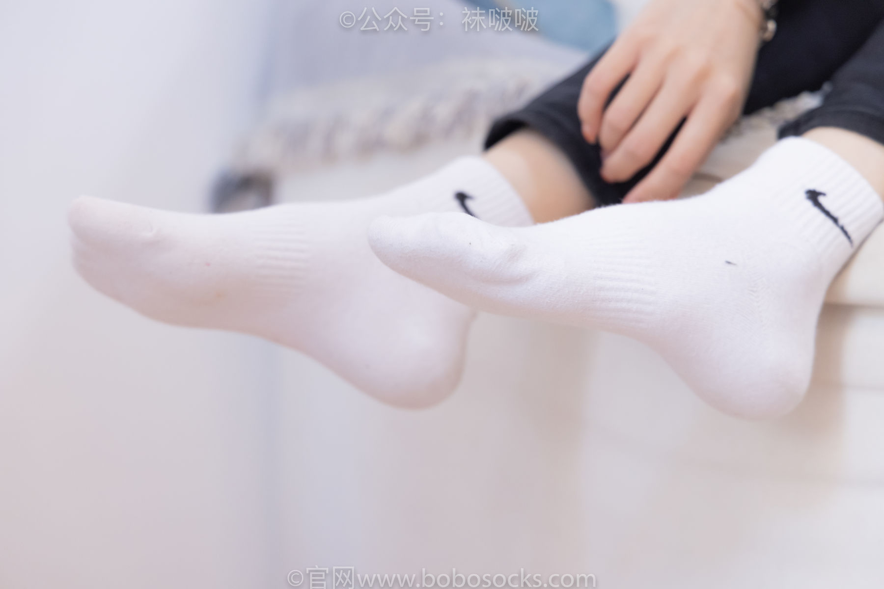 BoBoSocks袜啵啵 No.061 稚予-短靴、白棉袜、裸足/(145P)