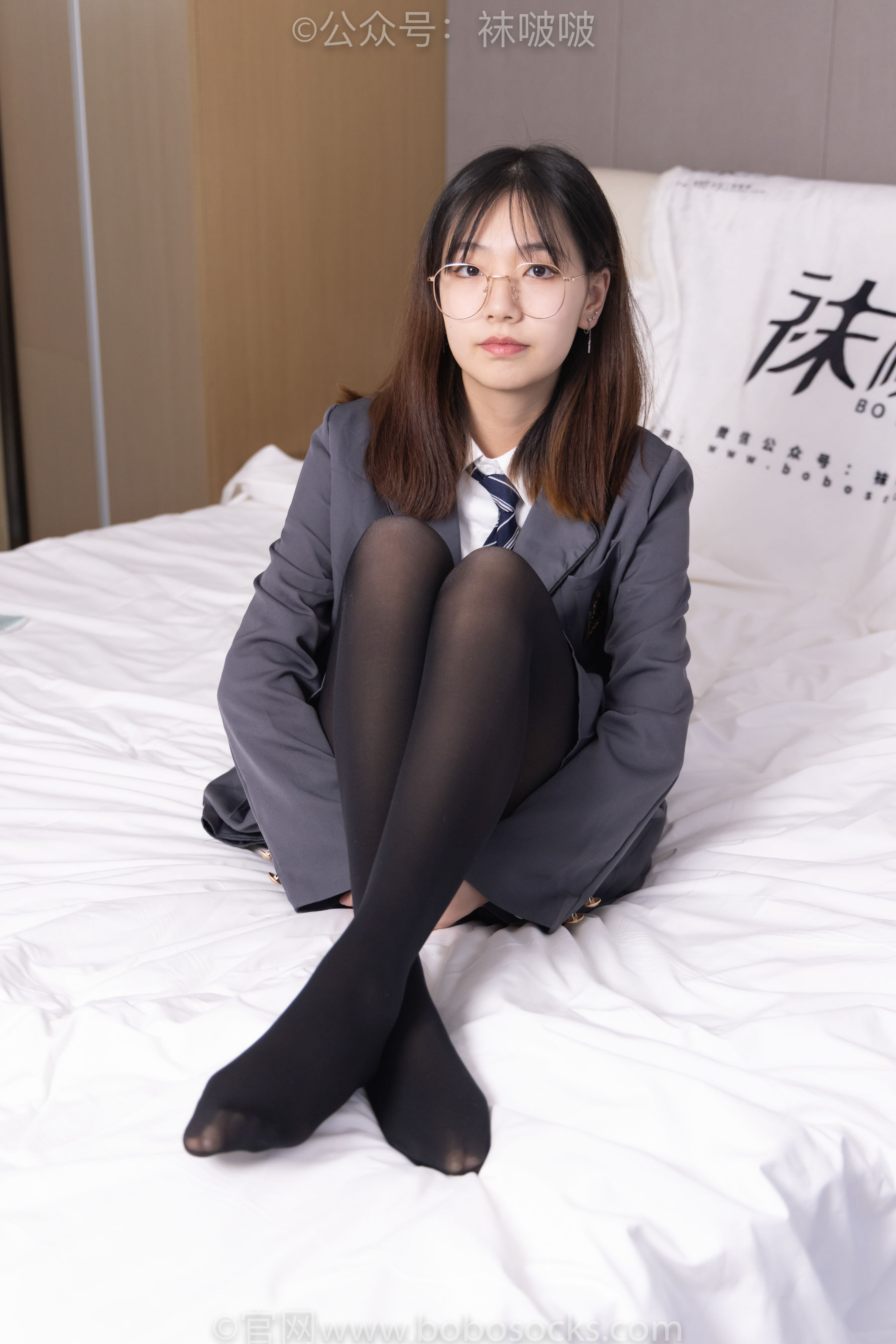 BoBoSocks袜啵啵 No.060 小甜豆-JK制服、皮鞋、厚黑丝/(131P)