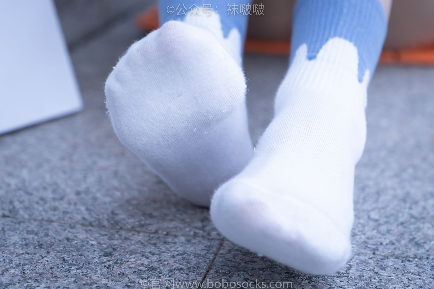 BoBoSocks袜啵啵 No.028 小米-运动鞋、白棉袜、裸足/(133P)