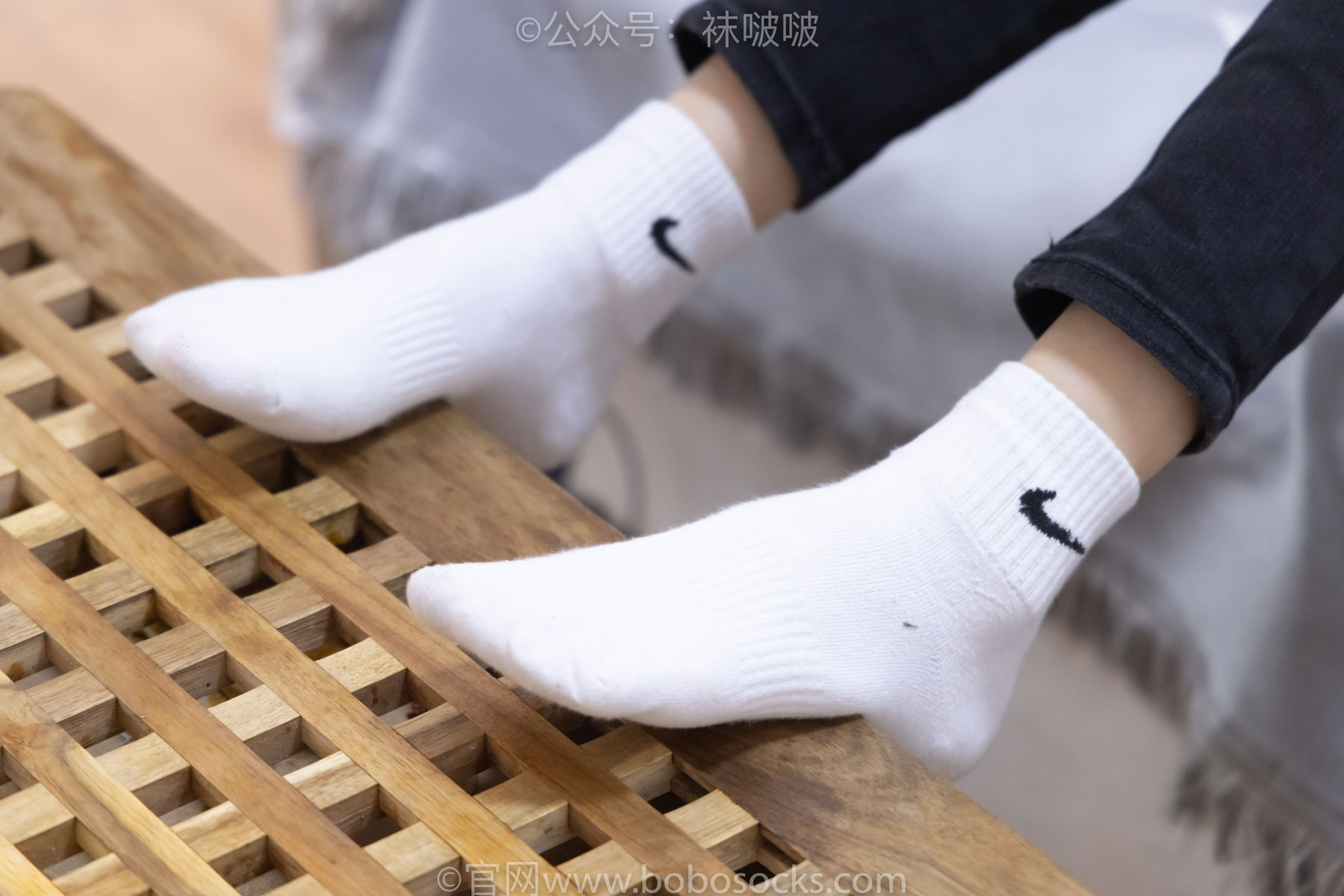 BoBoSocks袜啵啵 No.061 稚予-短靴、白棉袜、裸足/(145P)