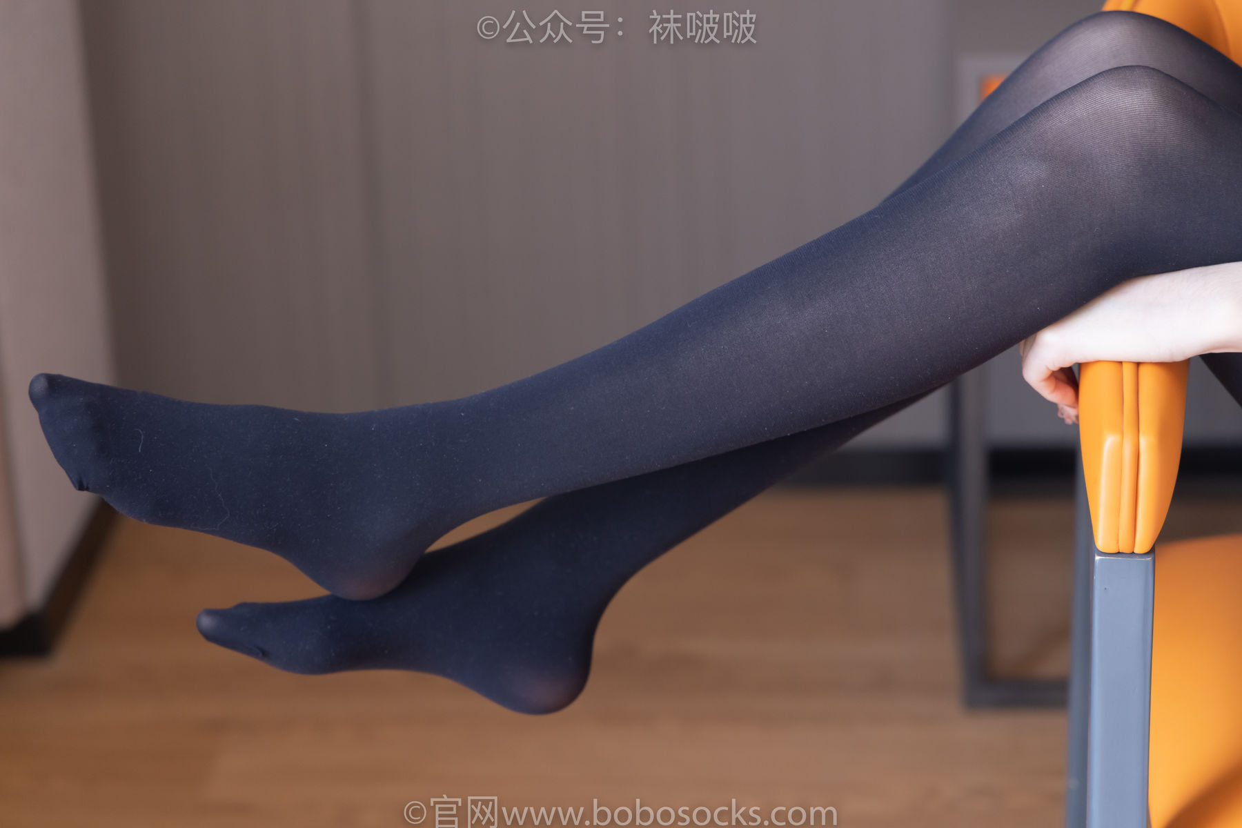 BoBoSocks袜啵啵 No.064 稚予-平底鞋、厚黑丝/(137P)