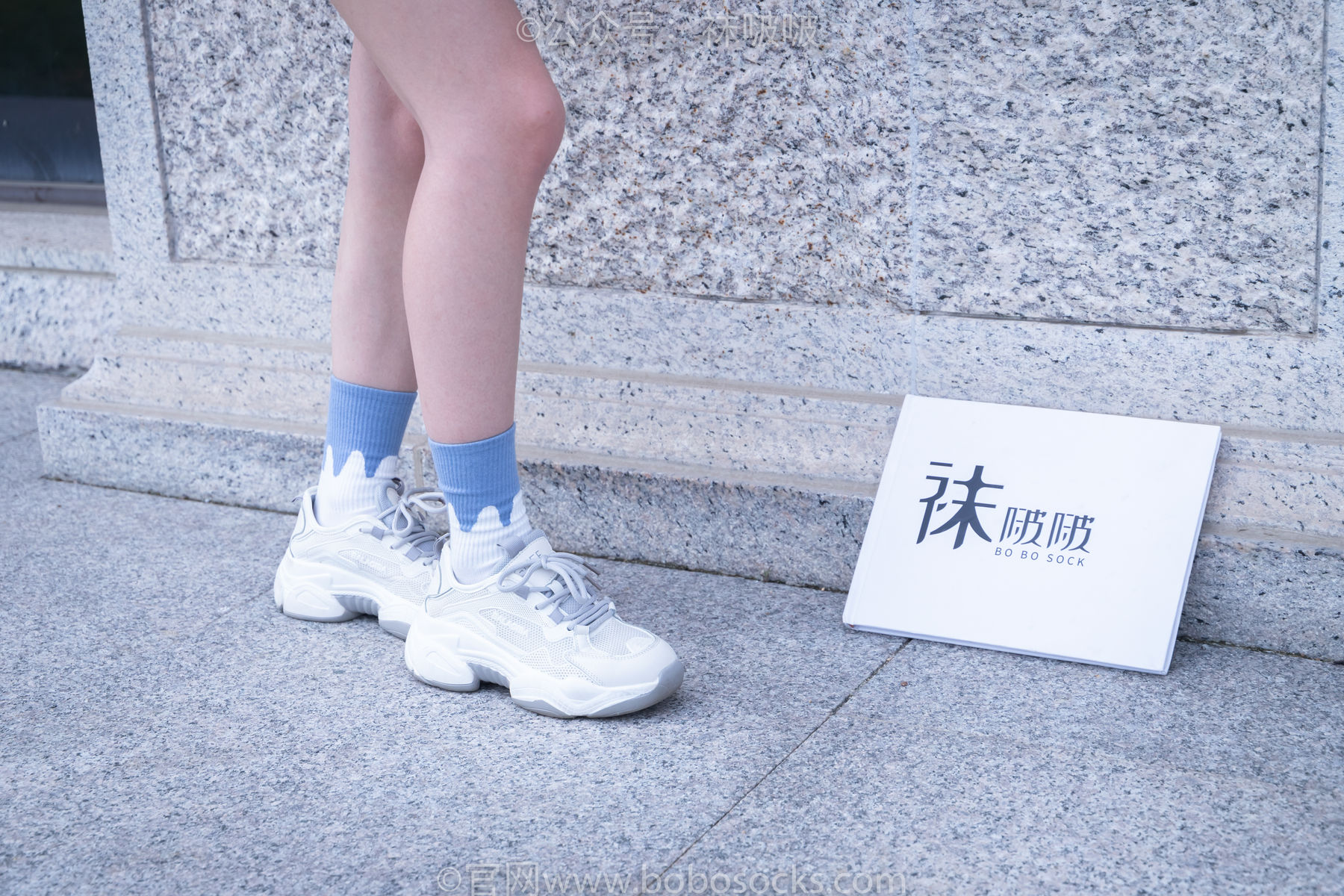 BoBoSocks袜啵啵 No.028 小米-运动鞋、白棉袜、裸足/(133P)