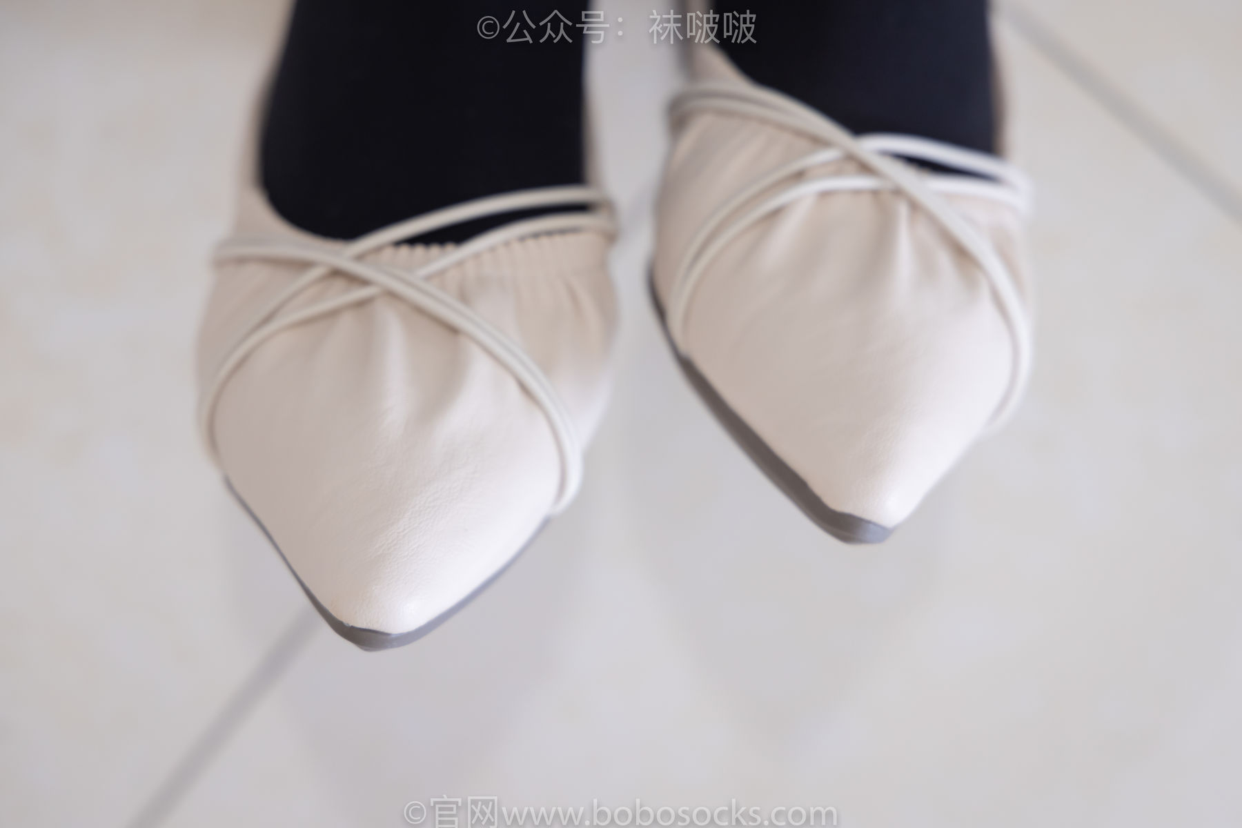 BoBoSocks袜啵啵 No.029 小甜豆-平底鞋、厚黑丝、厚肉丝、踩饼干/(140P)