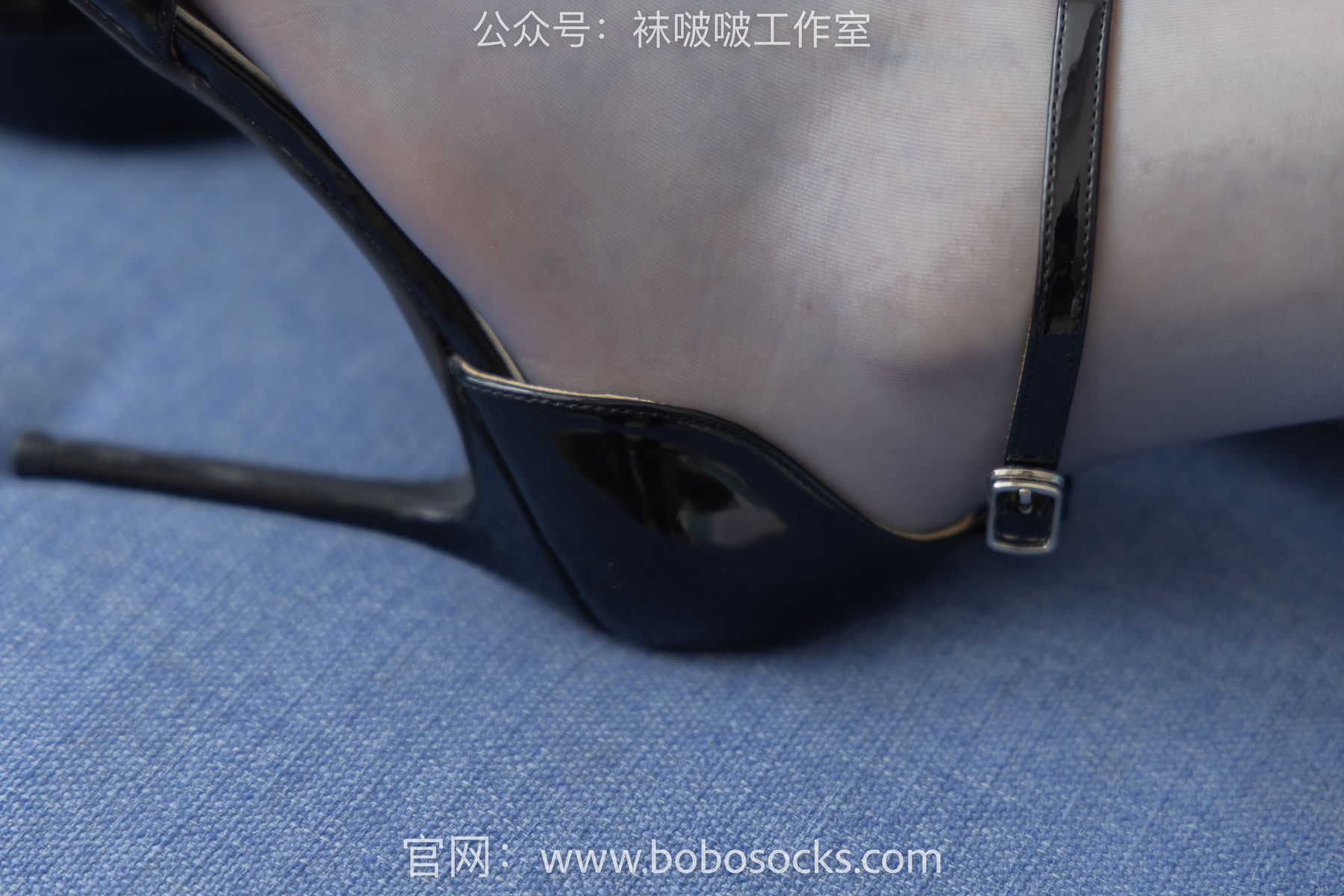 BoBoSocks袜啵啵 No.105 小甜豆-空姐制服、高跟鞋、蓝色丝袜/(140P)