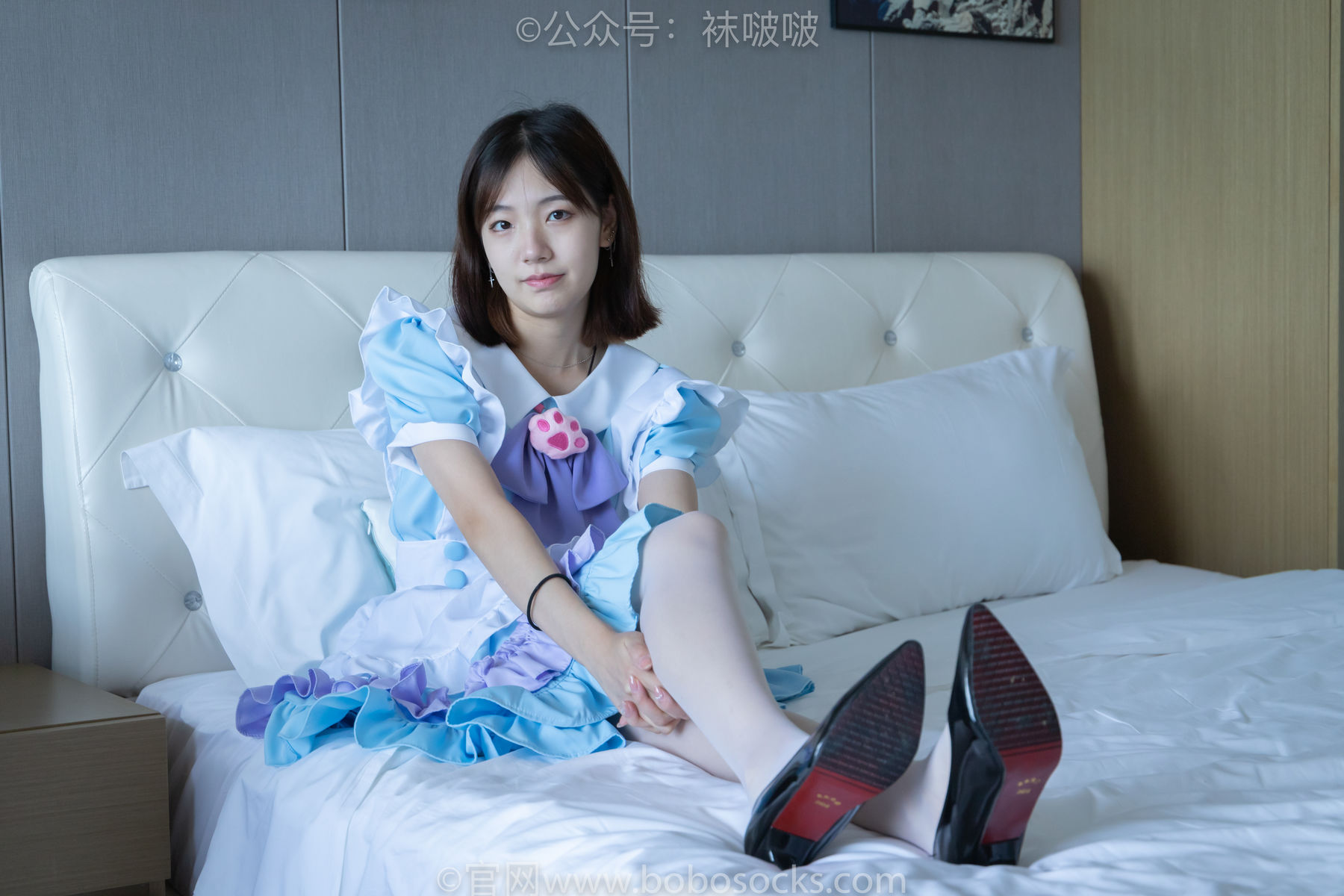 BoBoSocks袜啵啵 No.066 小甜豆-女仆装、高跟鞋、薄白丝/(134P)