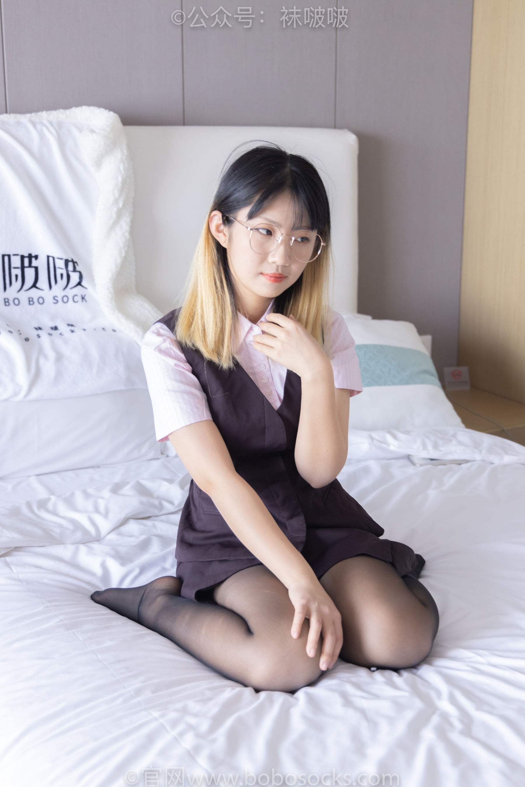 BoBoSocks袜啵啵 No.065 砂糖-招行制服、高跟鞋、黑丝/(140P)