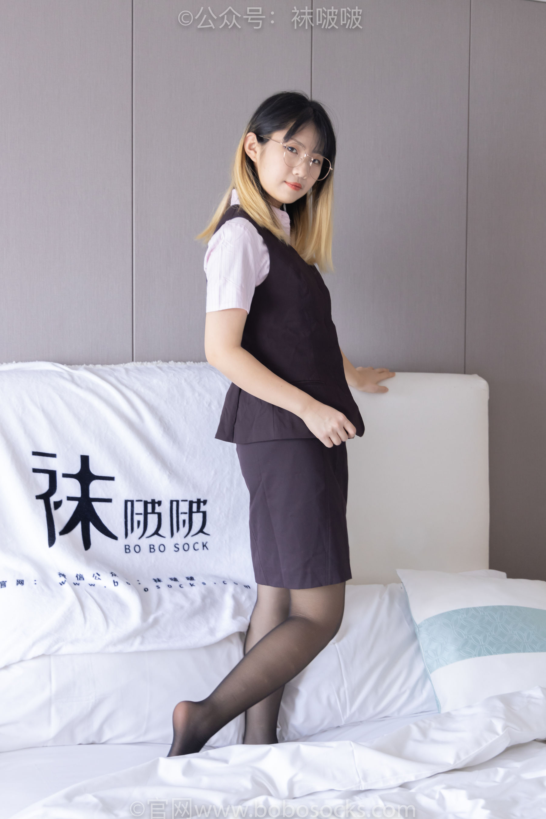 BoBoSocks袜啵啵 No.065 砂糖-招行制服、高跟鞋、黑丝/(140P)