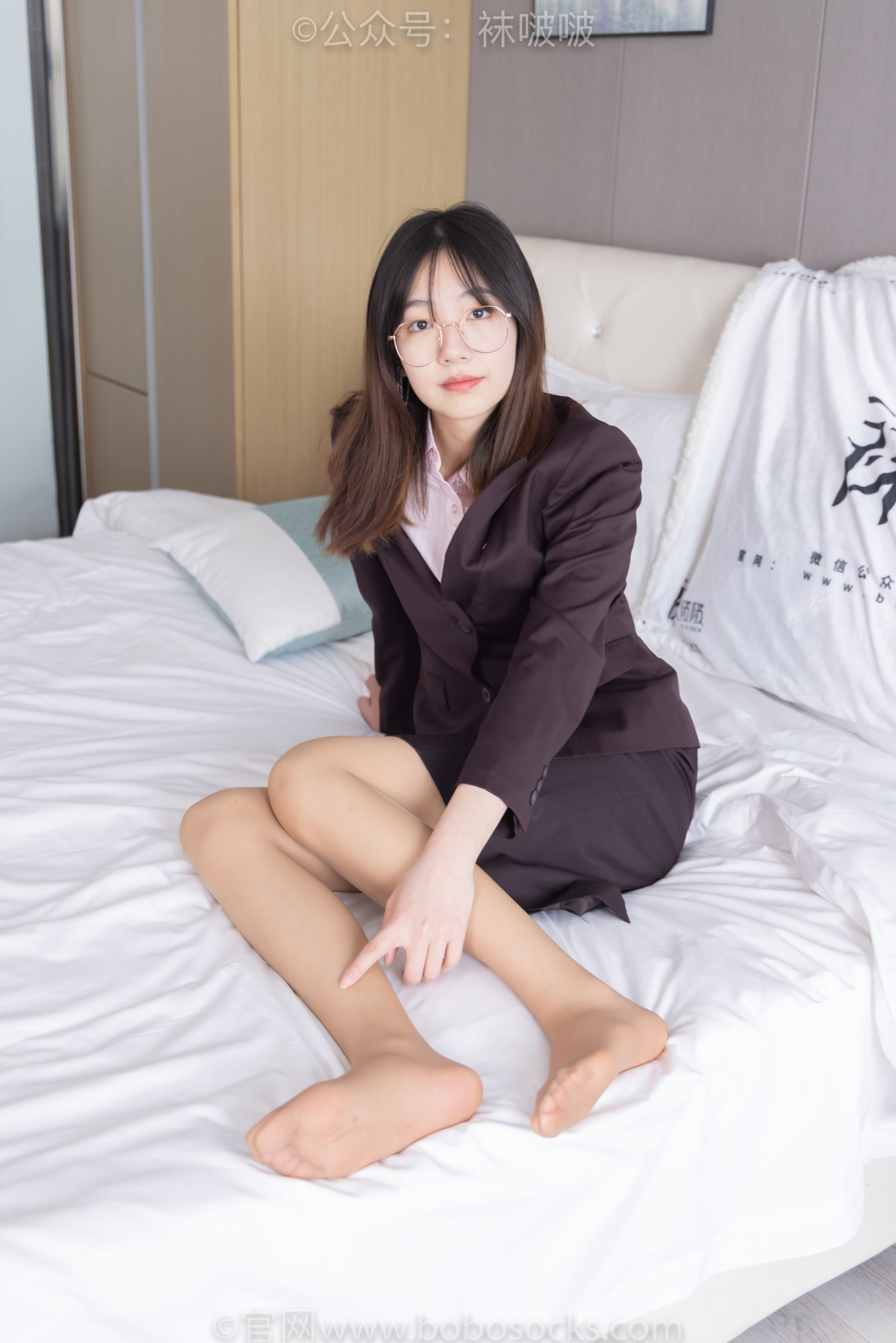 BoBoSocks袜啵啵 No.078 小甜豆-招行制服、平底鞋、灰丝/(139P)