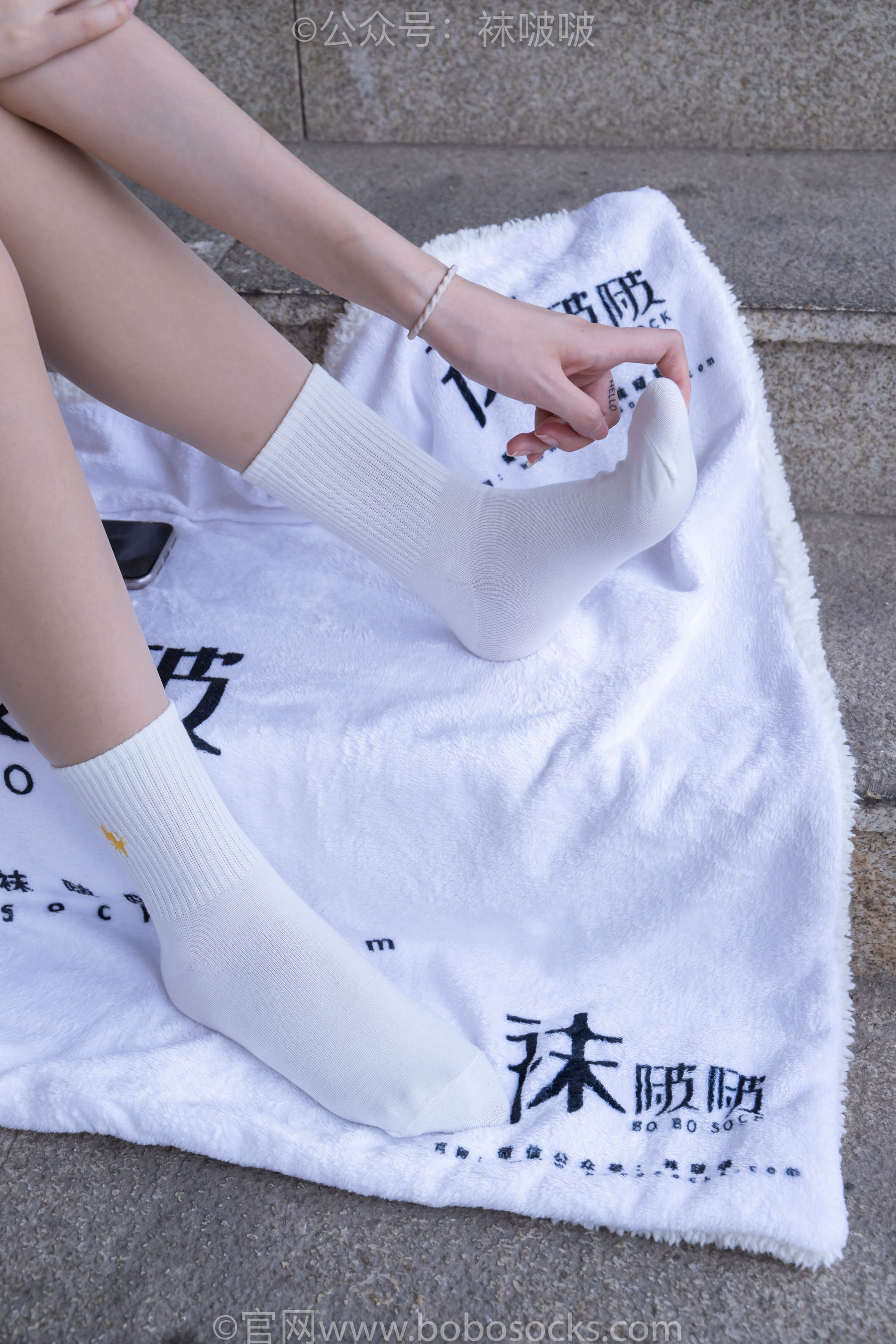 BoBoSocks袜啵啵 No.069 小甜豆-vans板鞋、白棉袜、肉丝/(135P)