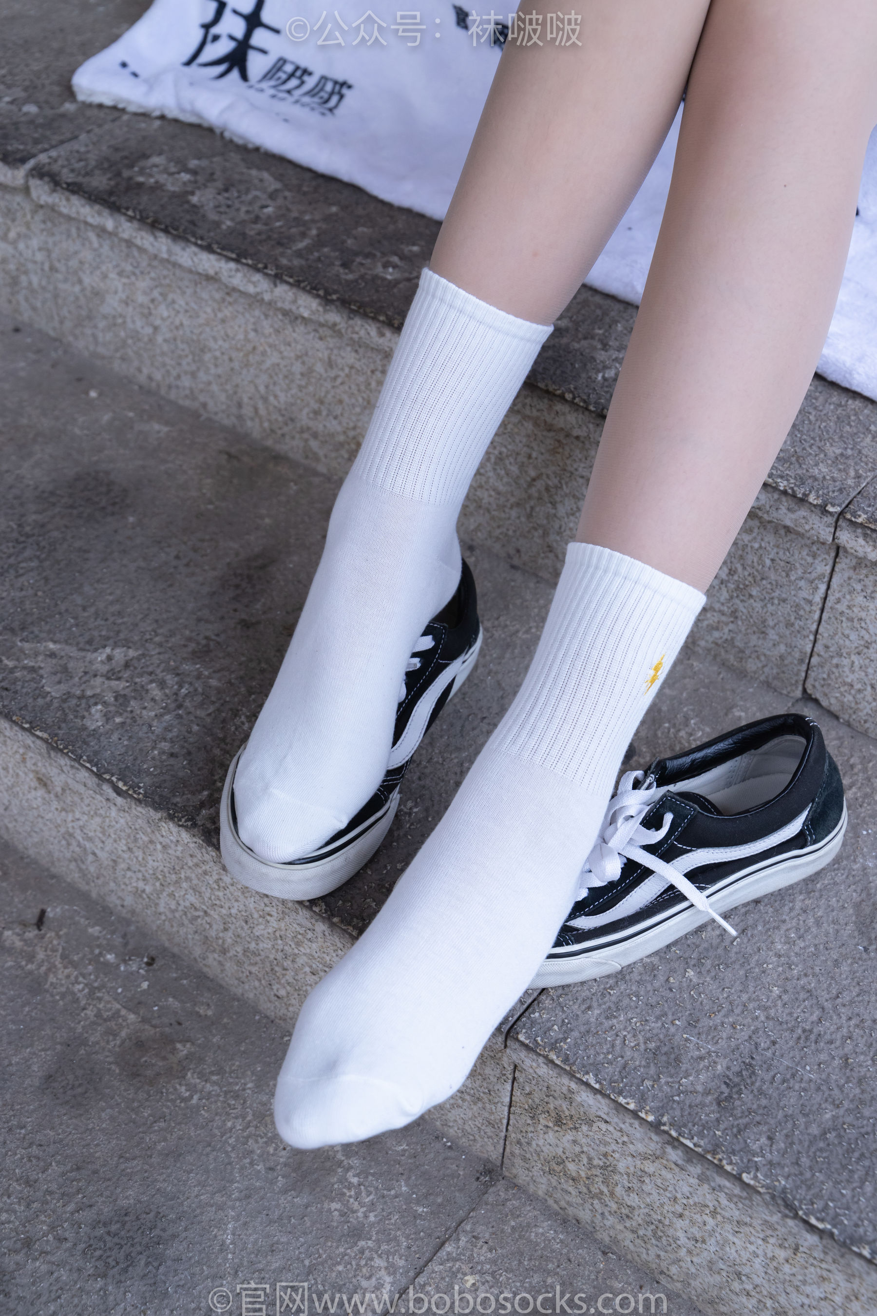 BoBoSocks袜啵啵 No.069 小甜豆-vans板鞋、白棉袜、肉丝/(135P)