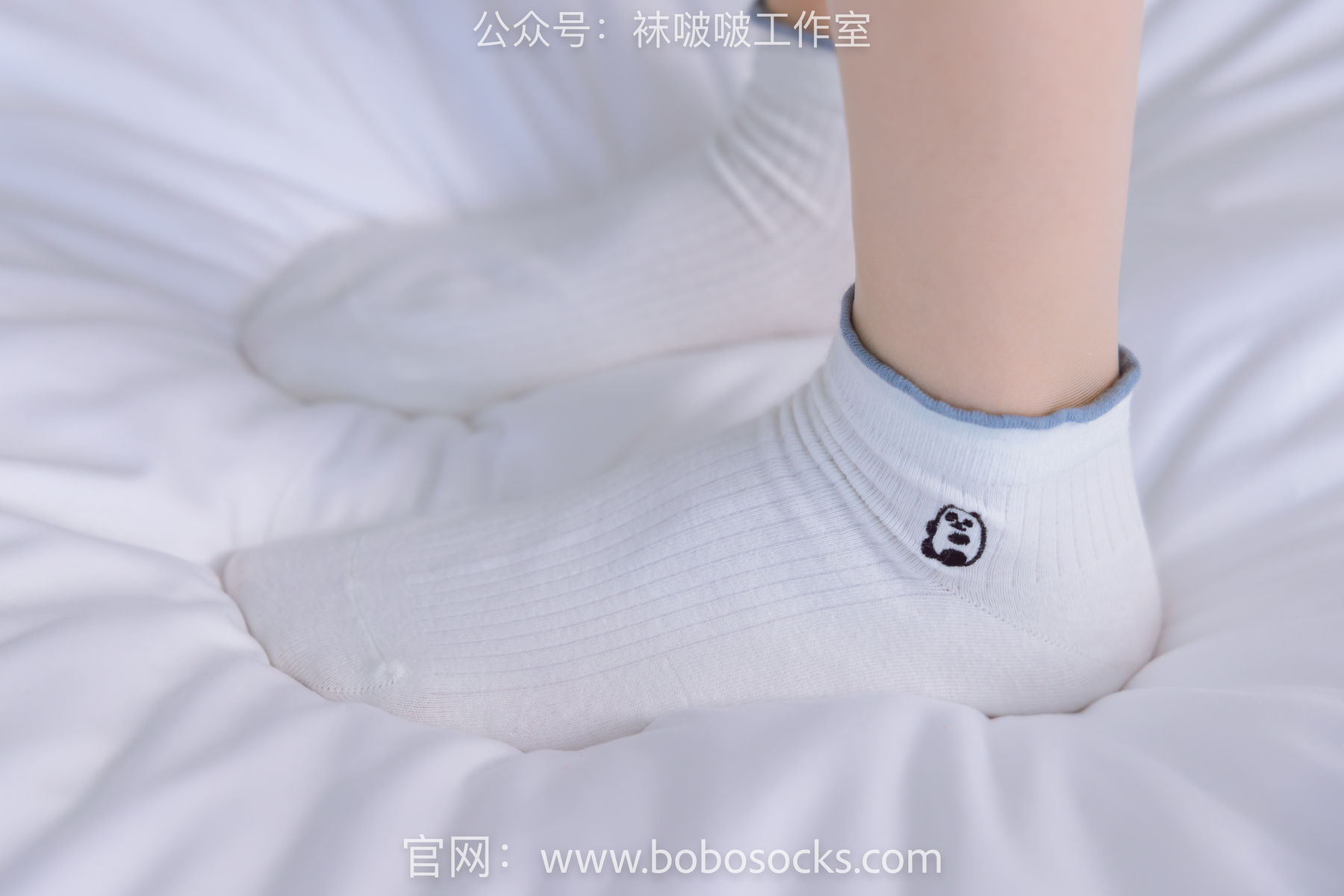 BoBoSocks袜啵啵 No.118 稚予-运动鞋、白棉袜、肉丝、踩小熊玩偶/(140P)