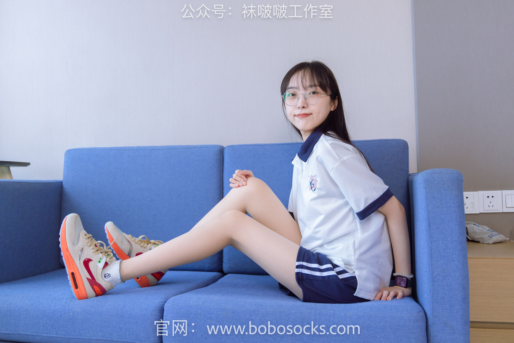 BoBoSocks袜啵啵 No.118 稚予-运动鞋、白棉袜、肉丝、踩小熊玩偶/(140P)