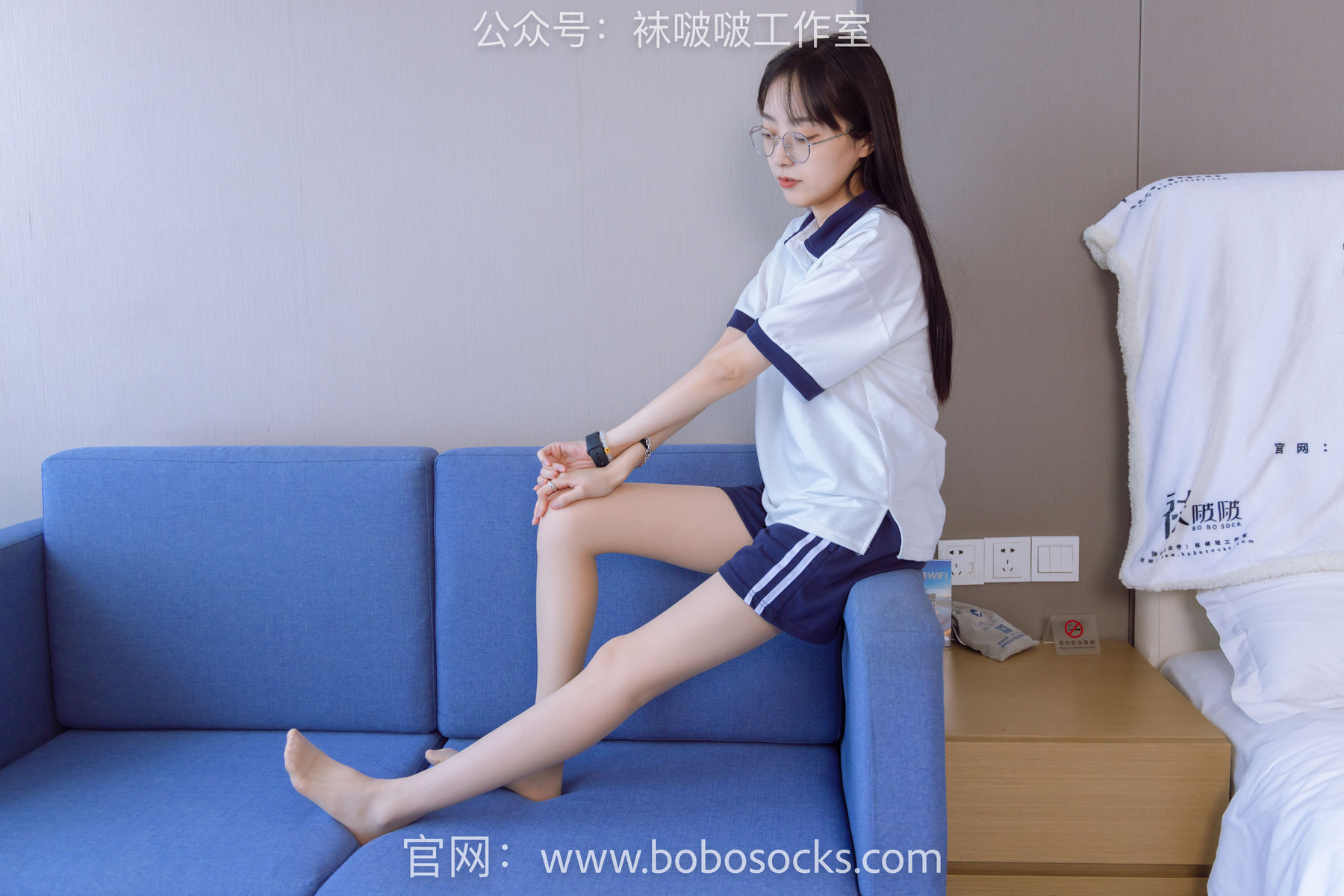 BoBoSocks袜啵啵 No.118 稚予-运动鞋、白棉袜、肉丝、踩小熊玩偶/(140P)