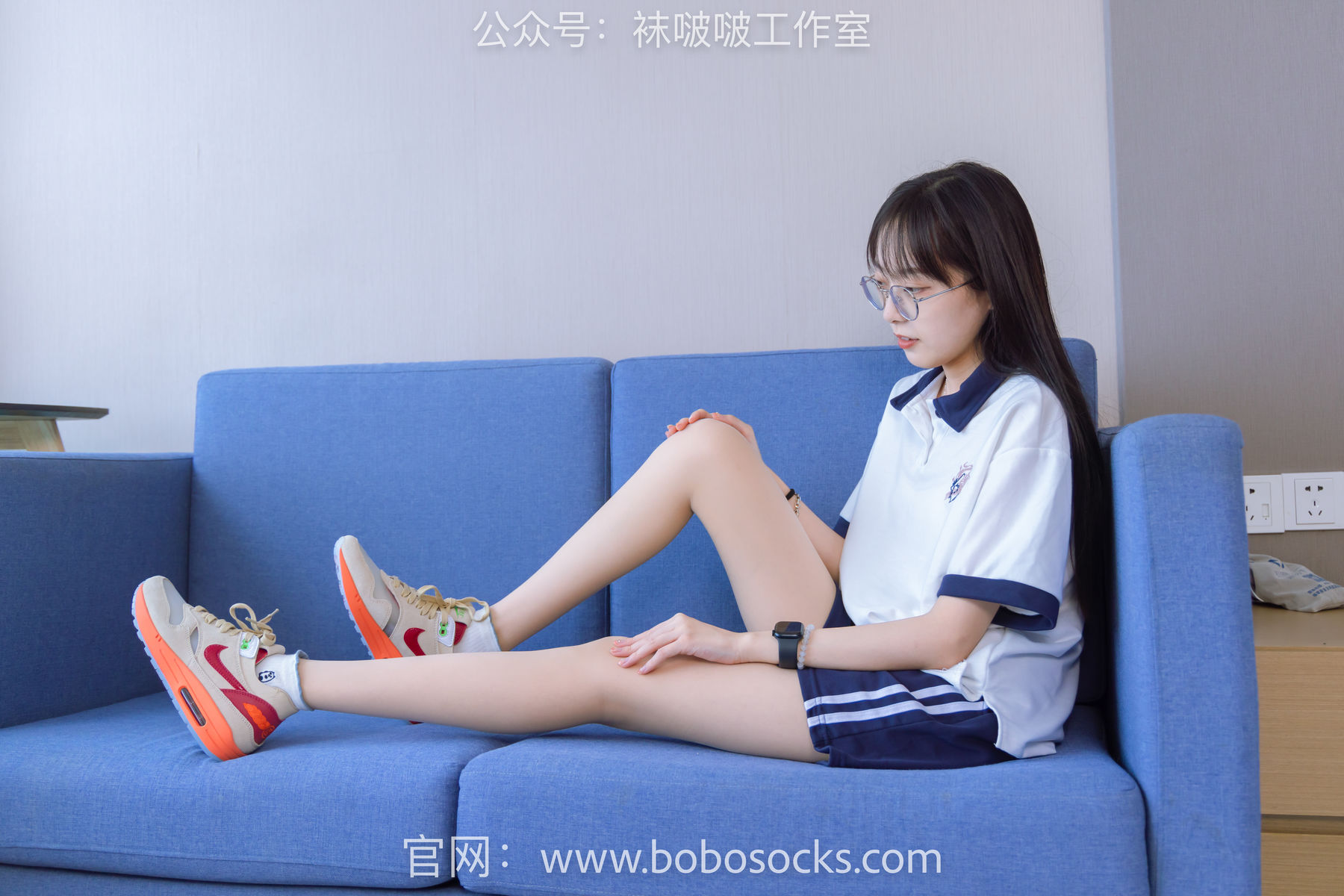 BoBoSocks袜啵啵 No.118 稚予-运动鞋、白棉袜、肉丝、踩小熊玩偶/(140P)